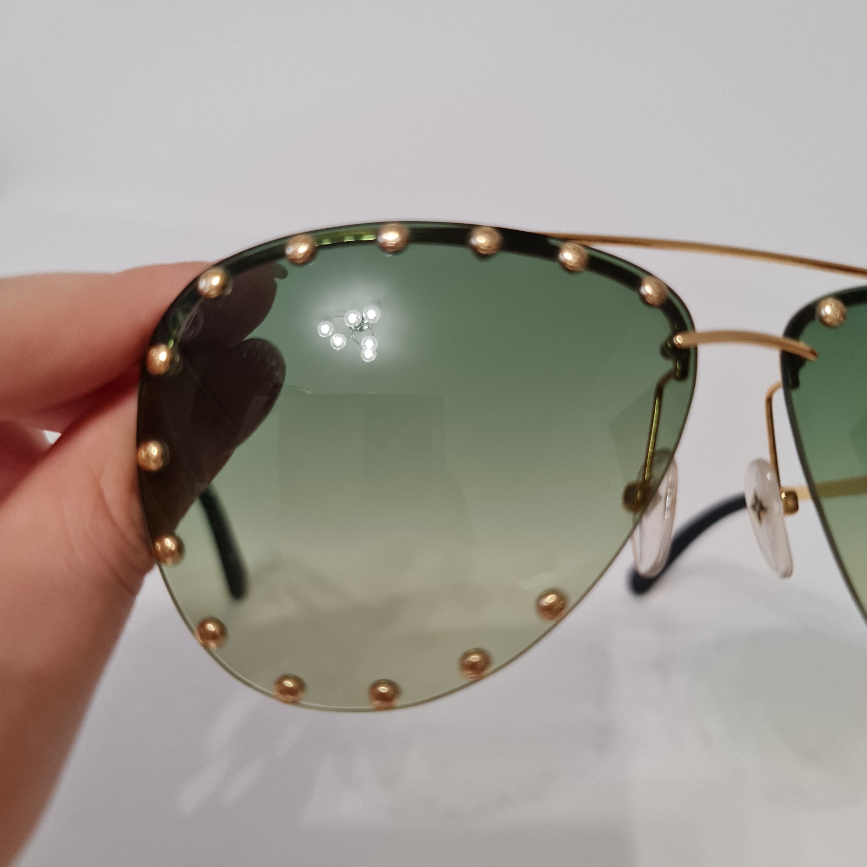 Louis Vuitton Louis Vuitton Green Olive Party Sunglasses Size ONE SIZE - 12 Thumbnail