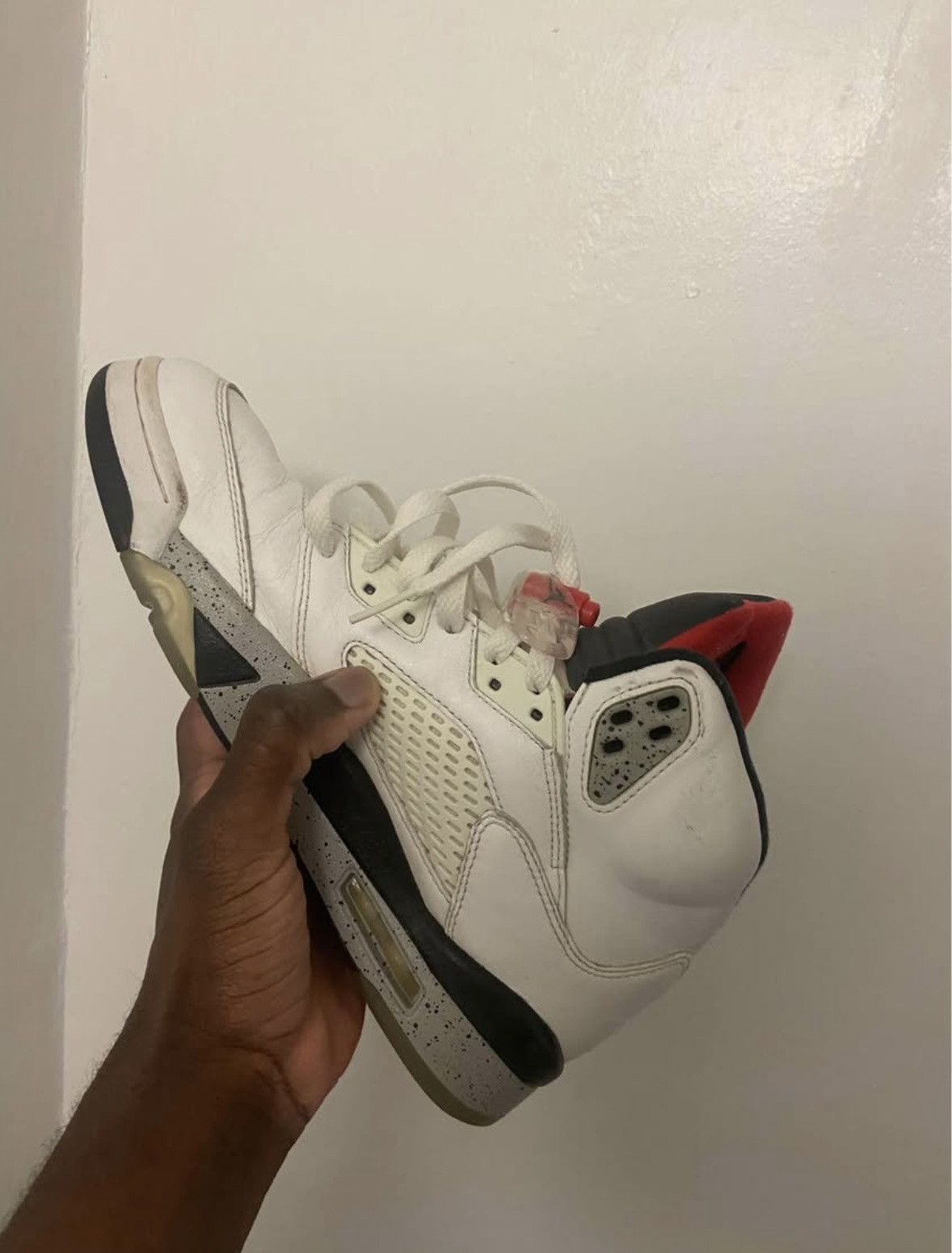 Jordan Brand Jordan 5 White Cement Size US 8 / EU 41 - 7 Thumbnail