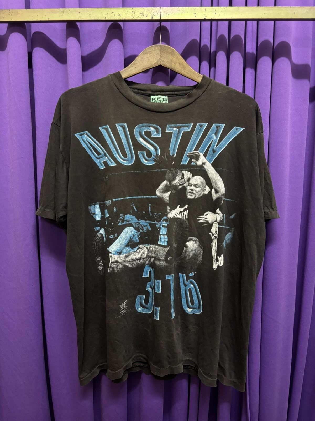 vintage STONE COLD WWF distressed thrashed sunfaded. erd