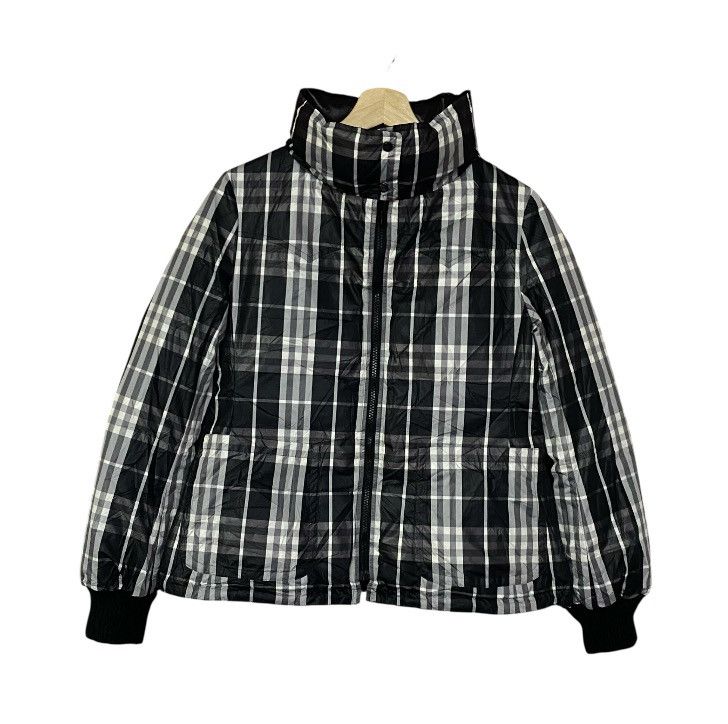Burberry Burberry Blue Laber Reversible Down Jacket ( Size 40 ) Size S / US 4 / IT 40 - 6 Thumbnail