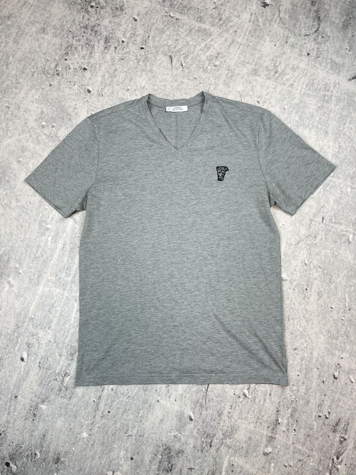 Versace Versace luxury tee mini logo grey Size US M / EU 48-50 / 2 - 1 Thumbnail