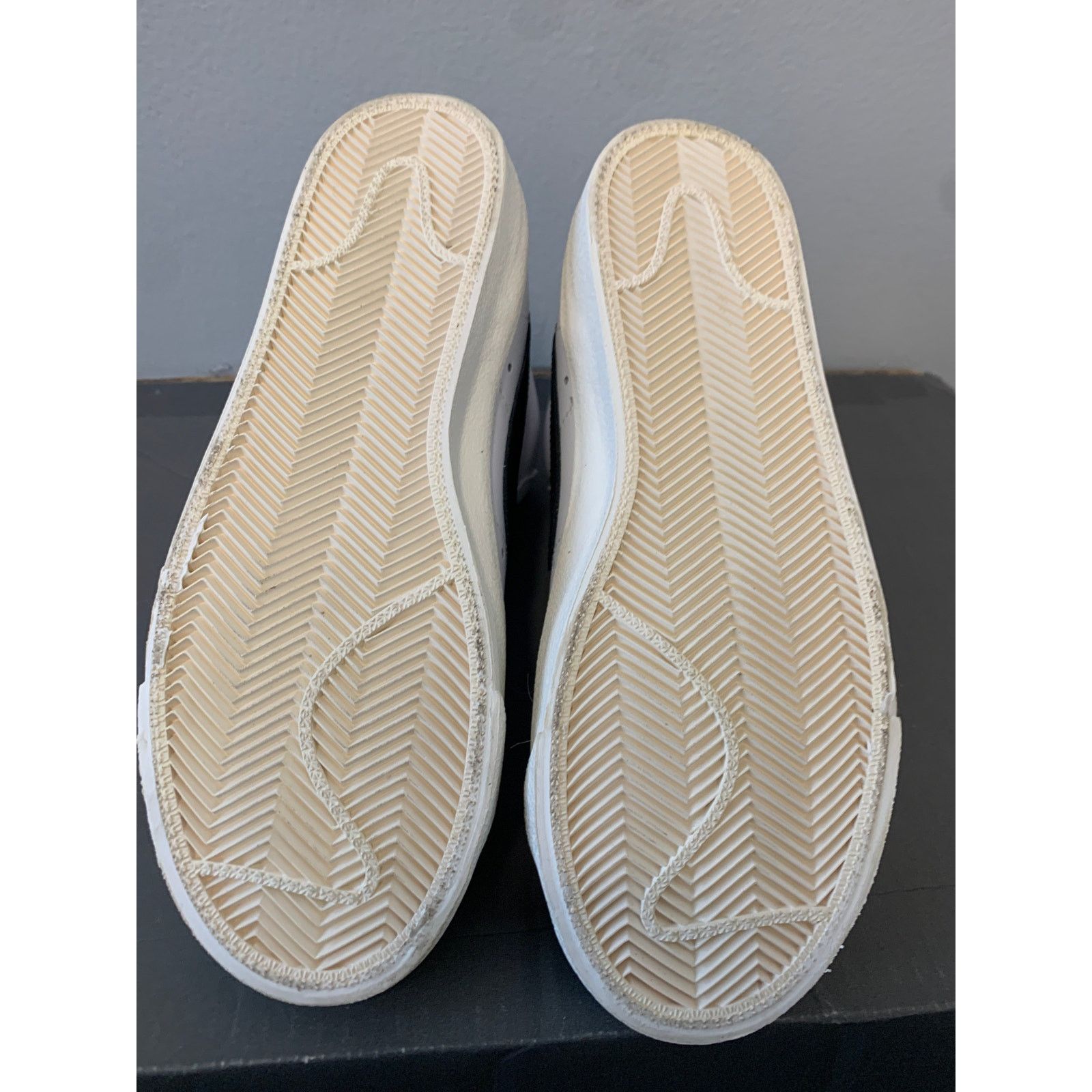 Nike Nike Blazer Mid 77 White Black Women's Size 7 BRAND NEW Size US 7 / IT 37 - 6 Thumbnail