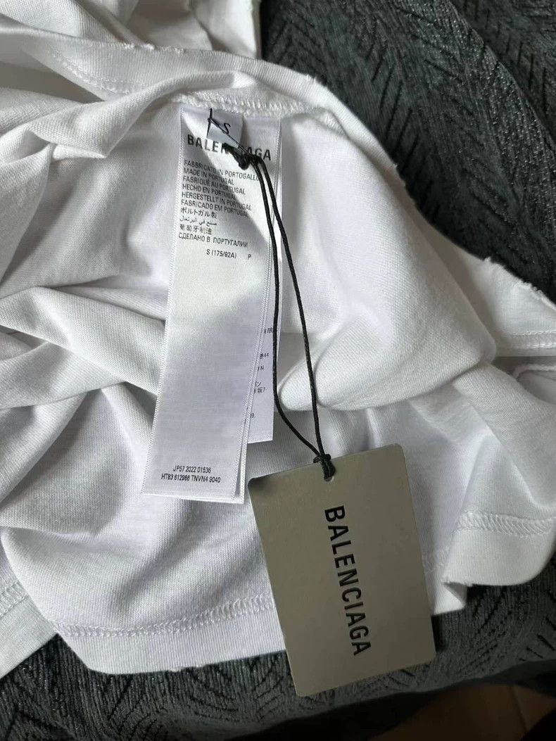 Balenciaga Balenciaga Graffiti Short Sleeve Size US S / EU 44-46 / 1 - 4 Thumbnail