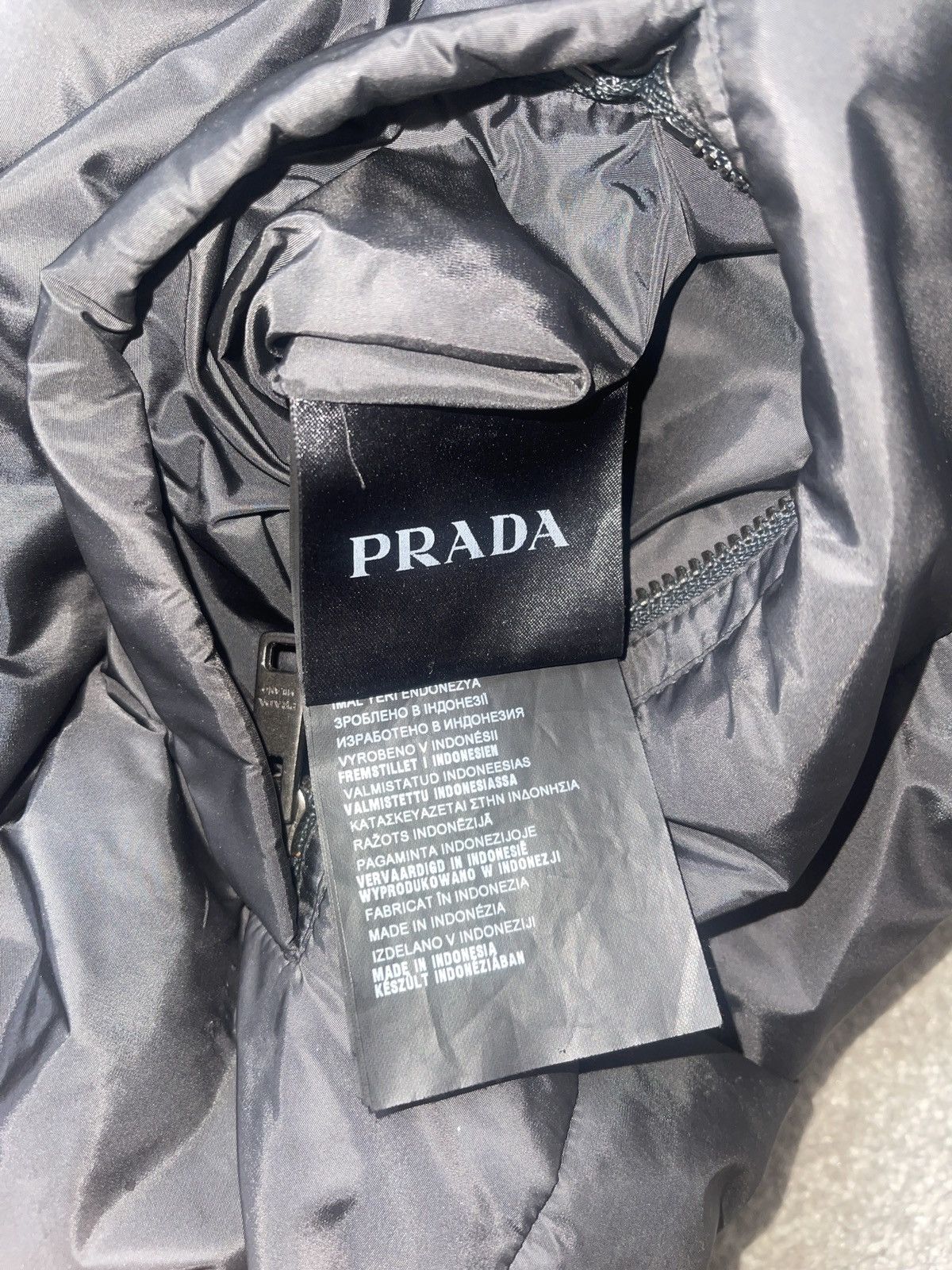 Prada PRADA 2021 Reversable Black/Blue Nylon Puffer Jacket Size US L / EU 52-54 / 3 - 6 Thumbnail