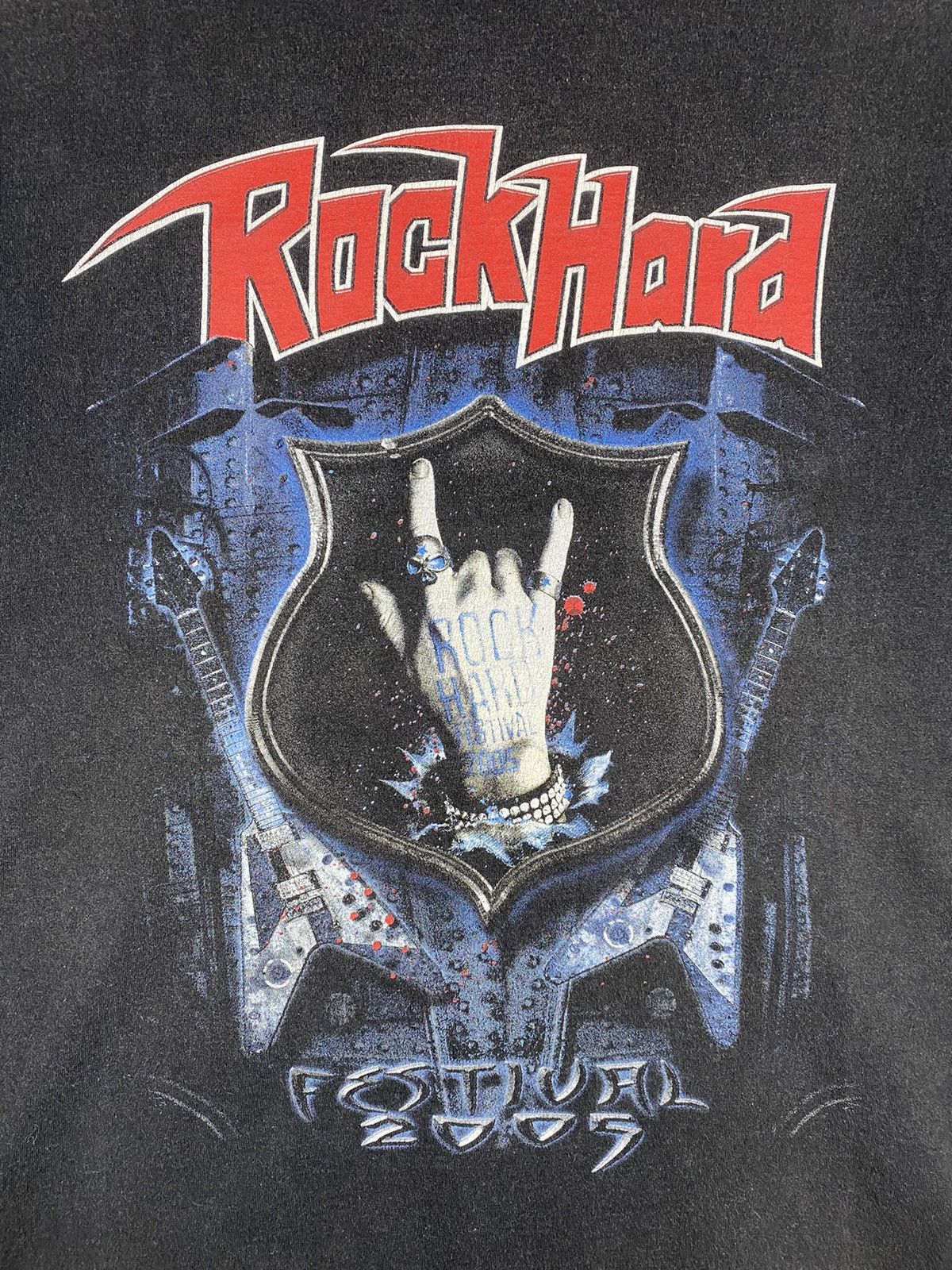 Band Tees × Vintage Vintage Rock Hard 2005 Rock Tee T Shirt Size US XL / EU 56 / 4 - 6 Thumbnail