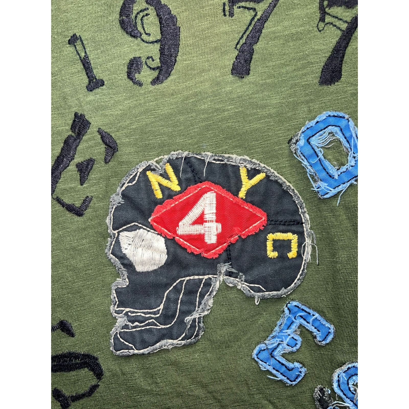 American Eagle Outfitters American Eagle US Division Shirt United States NYC Tee Y2K L Size US L / EU 52-54 / 3 - 4 Thumbnail
