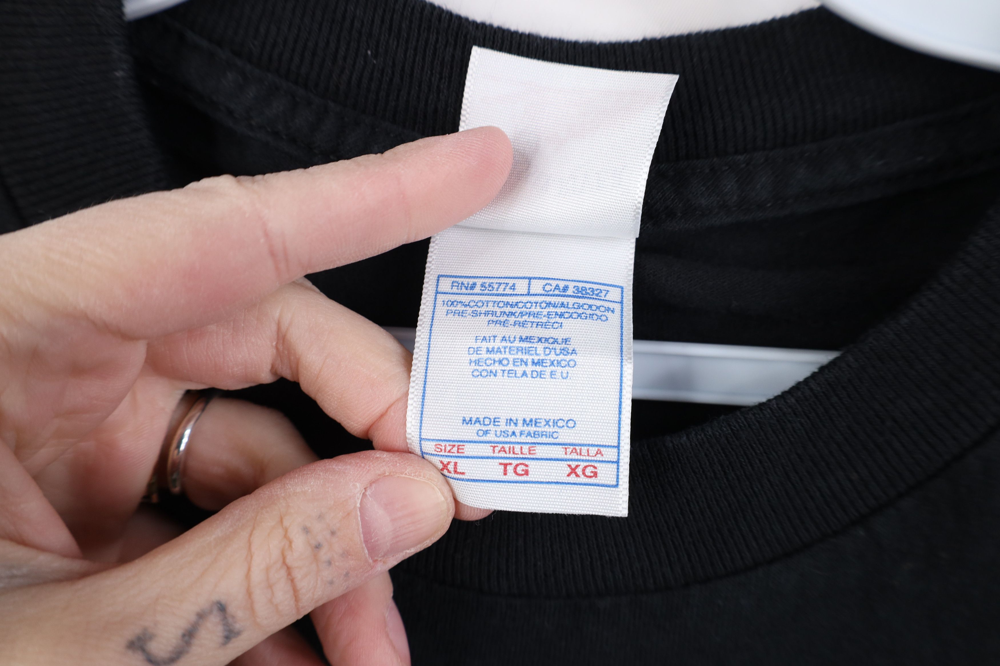 Vintage Vintage Y2K Streetwear Sometimes I Pee When I Laugh T-Shirt Size XL / US 12-14 / IT 48-50 - 6 Thumbnail