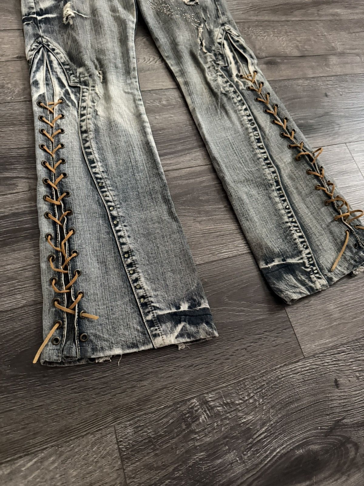 Tornado Mart Tornado mart washed butterfly lace up jeans Size US 30 / EU 46 - 2 Thumbnail