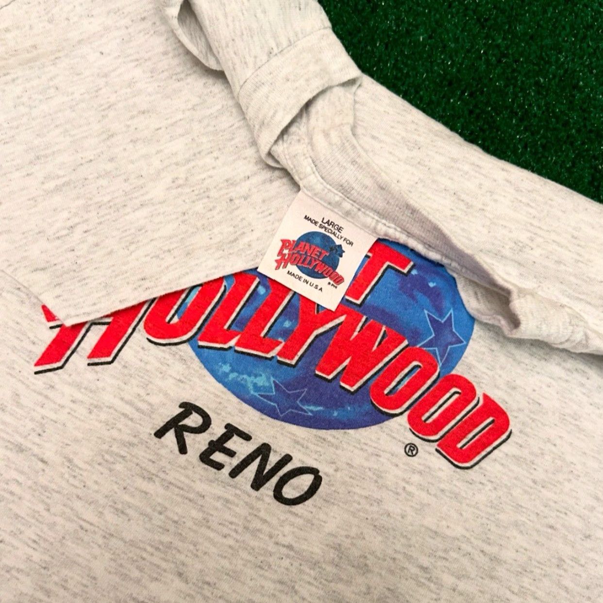 Planet Hollywood VINTAGE Planet Hollywood Shirt Mens Size L Gray Logo 90s Classic Logo VTG Size US L / EU 52-54 / 3 - 2 Thumbnail