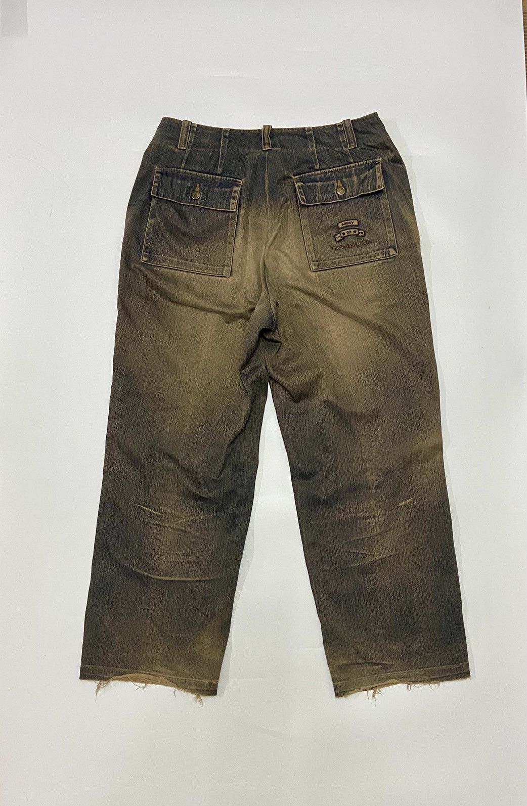 Jean Charles De Castelbajac CASTELBAJAC SPORTS DISTRESSED BAGGY JEANS Size US 34 / EU 50 - 2 Thumbnail