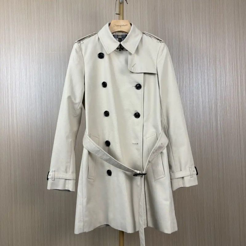 Burberry Burberry Cream Cotton Women's Trench Coat Size M / US 6-8 / IT 42-44 - 1 Thumbnail