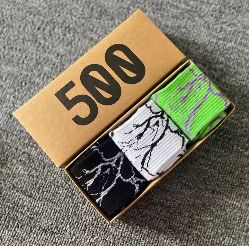 Other 3 Pairs of Gift Box Harajuku Hip Hop Pure Cotton Socks Size ONE SIZE - 1 Thumbnail