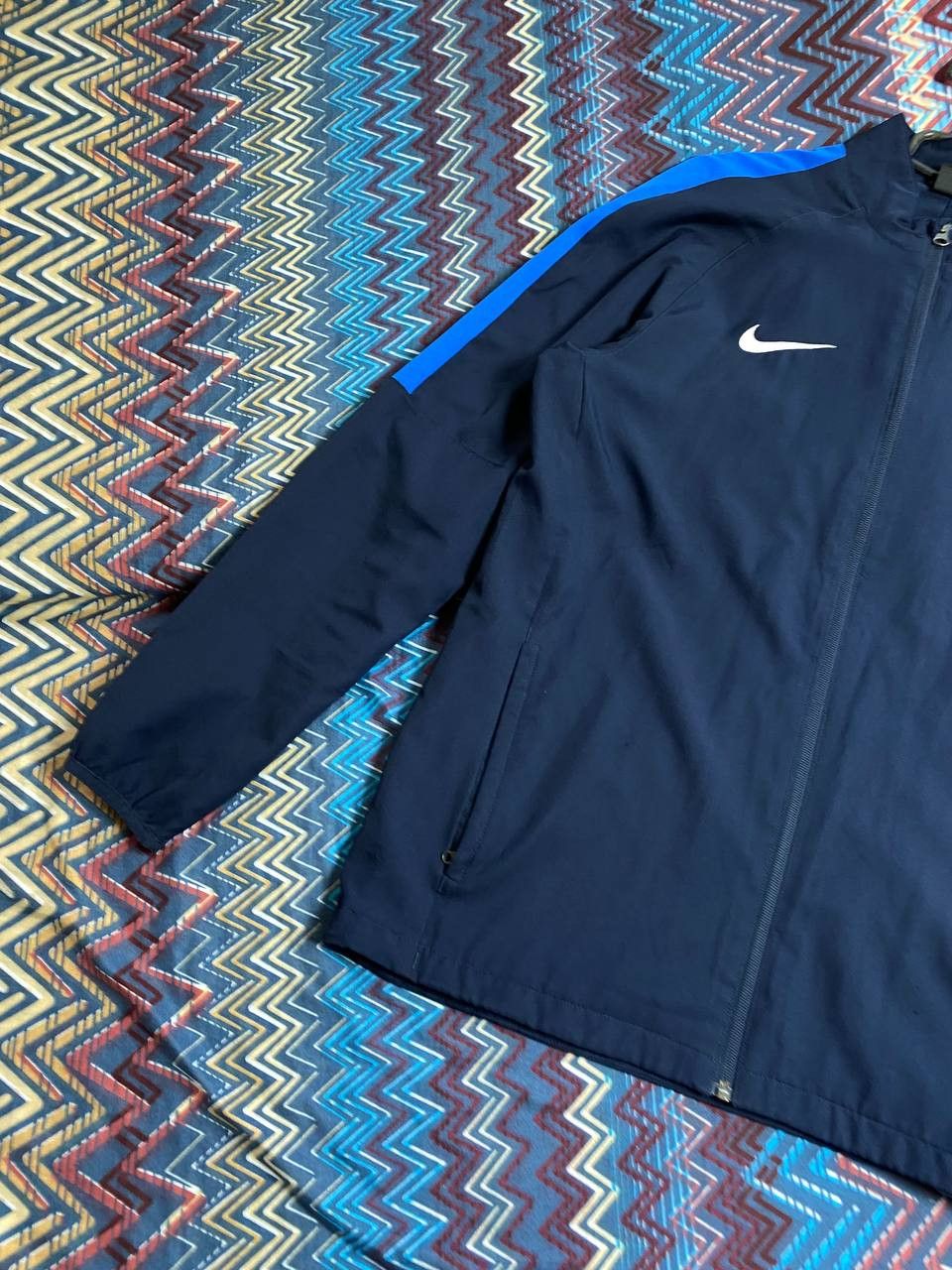 Nike vintage Nike logo Y2K Light jacket Streetwear Size US L / EU 52-54 / 3 - 9 Thumbnail