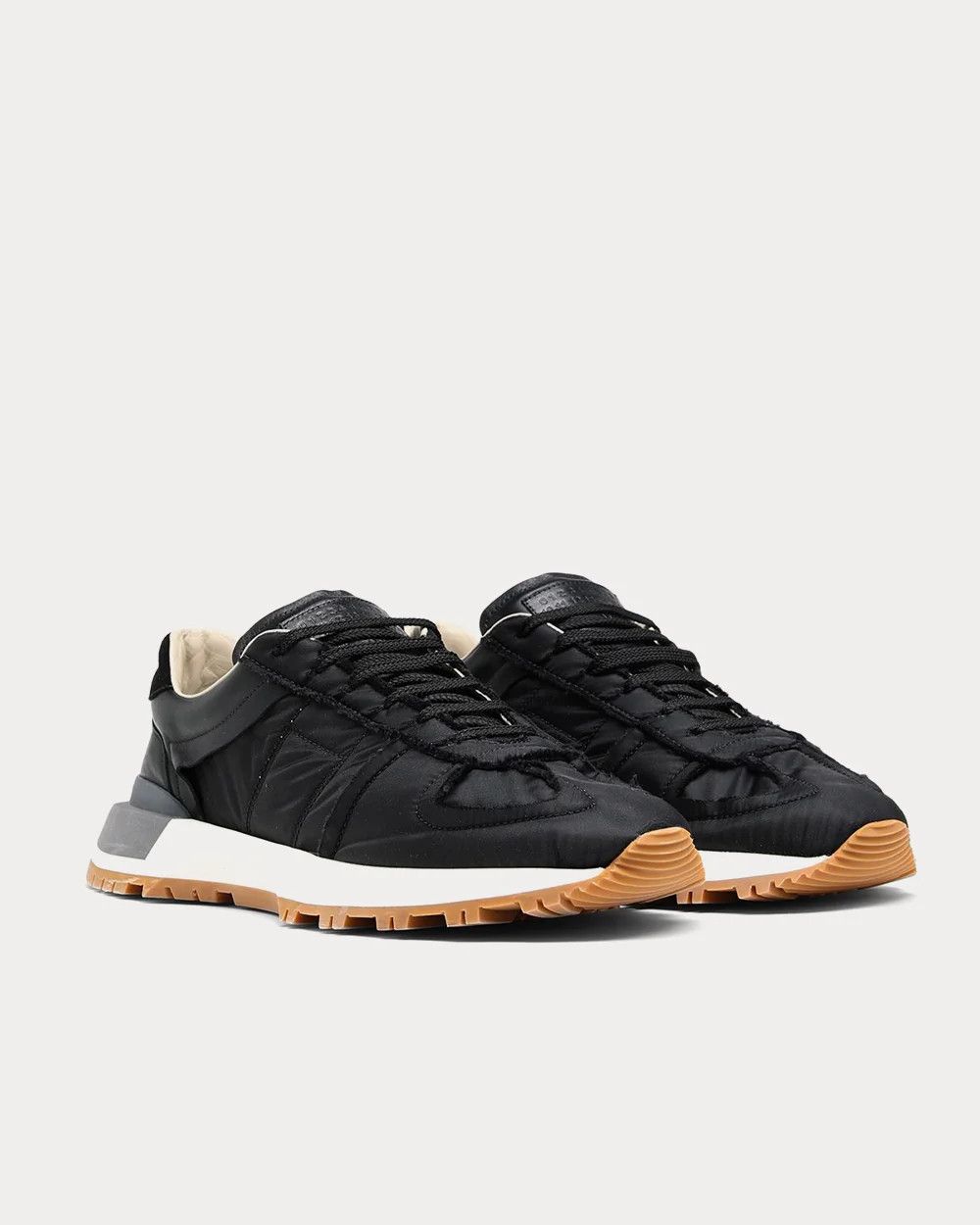 Maison Margiela o1w1db10525 Low-Top Sneakers in Black Size US 10 / EU 43 - 2 Thumbnail