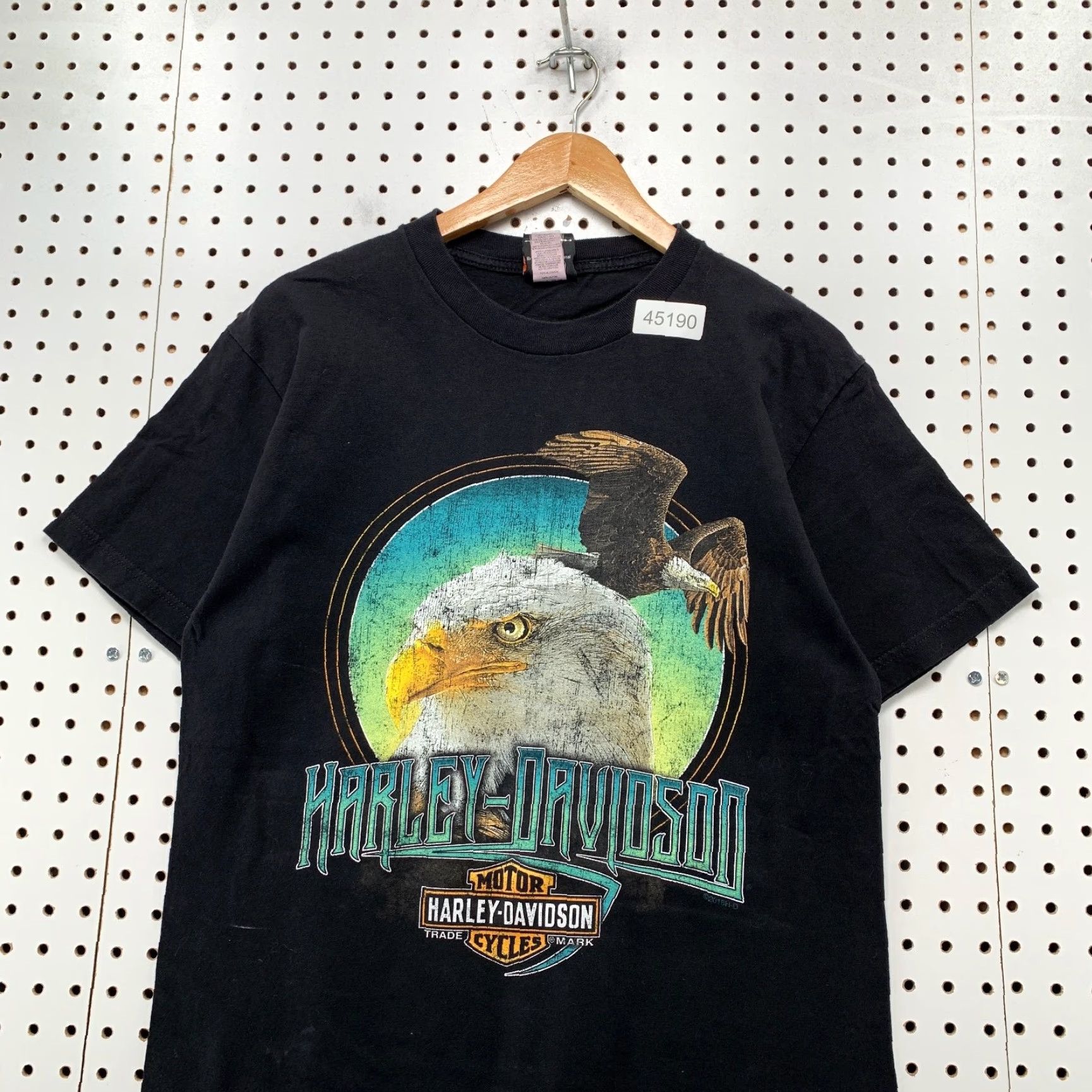 Harley Davidson VINTAGE Harley-Davidson Eagle Shirt Men M Black Graphic Print Crew Neck Short Sleeve T-Shirt United States 2000s Motorcycle Biker Bird 90s Mens Size US M / EU 48-50 / 2 - 3 Thumbnail