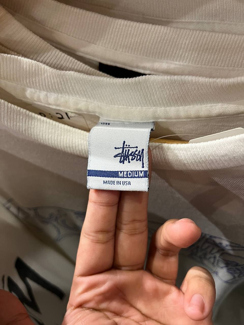 Stussy Stussy world tour floral Size US M / EU 48-50 / 2 - 5 Thumbnail