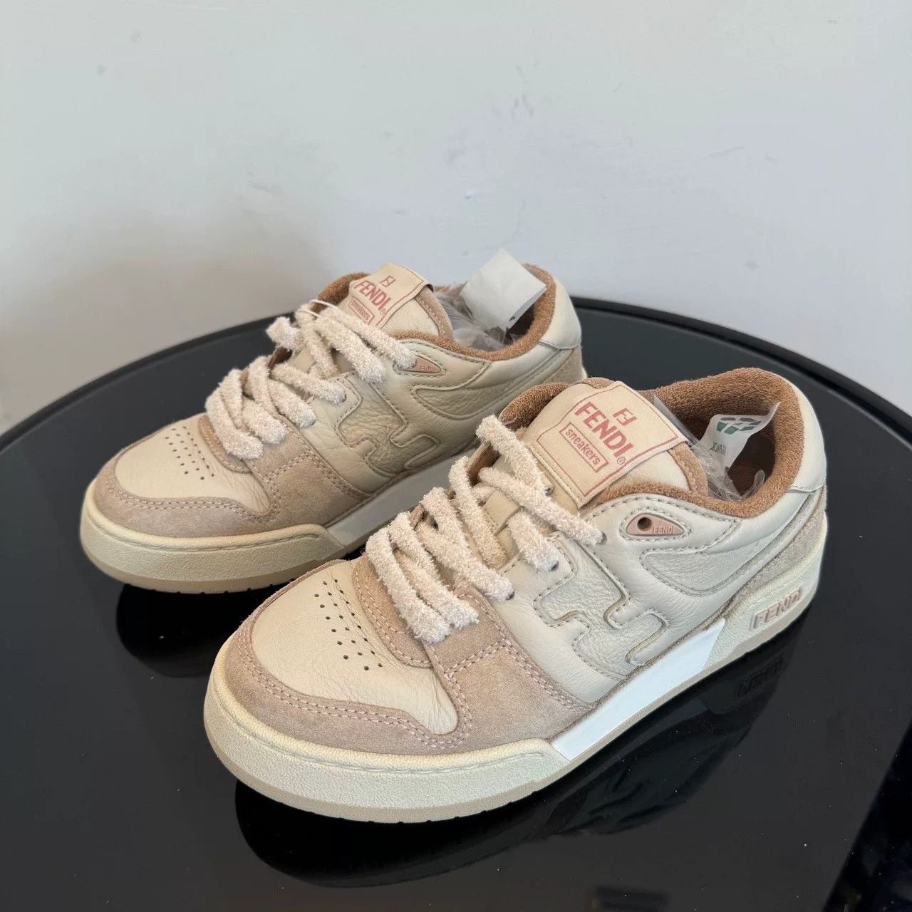 Fendi fendi match pink suede low-top sneakers Size US 5 / IT 35 - 1 Thumbnail