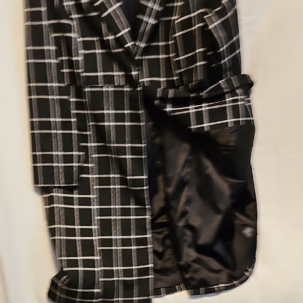 Torrid Torrid Black and White Plaid Fully Lined Women's Blazer Size 3XL / US 20-22 - 8 Thumbnail