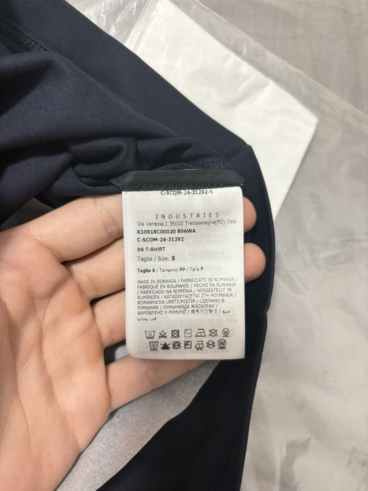 Moncler Moncler Short Sleeve T-Shirt Size US S / EU 44-46 / 1 - 6 Thumbnail