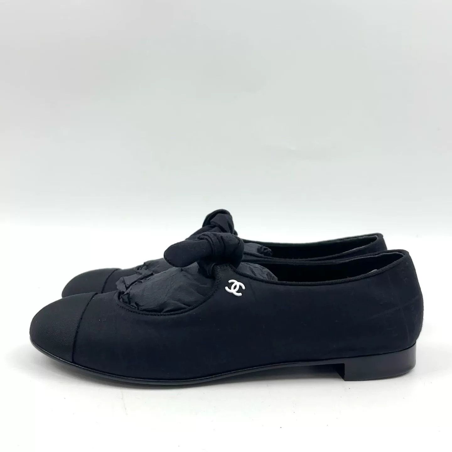 Chanel Chanel 2026 New Logo Sandals Size US 5 / IT 35 - 1 Thumbnail