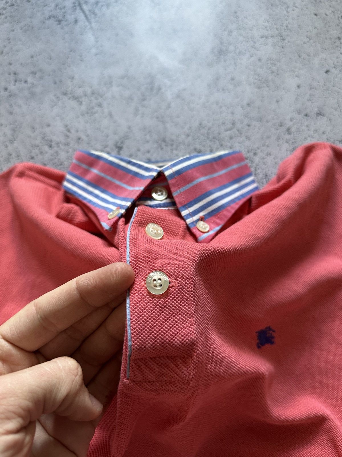 Burberry Vintage 90s Burberry Polo T-shirt Tee Mini Logo Y2K USA Size US S / EU 44-46 / 1 - 5 Thumbnail