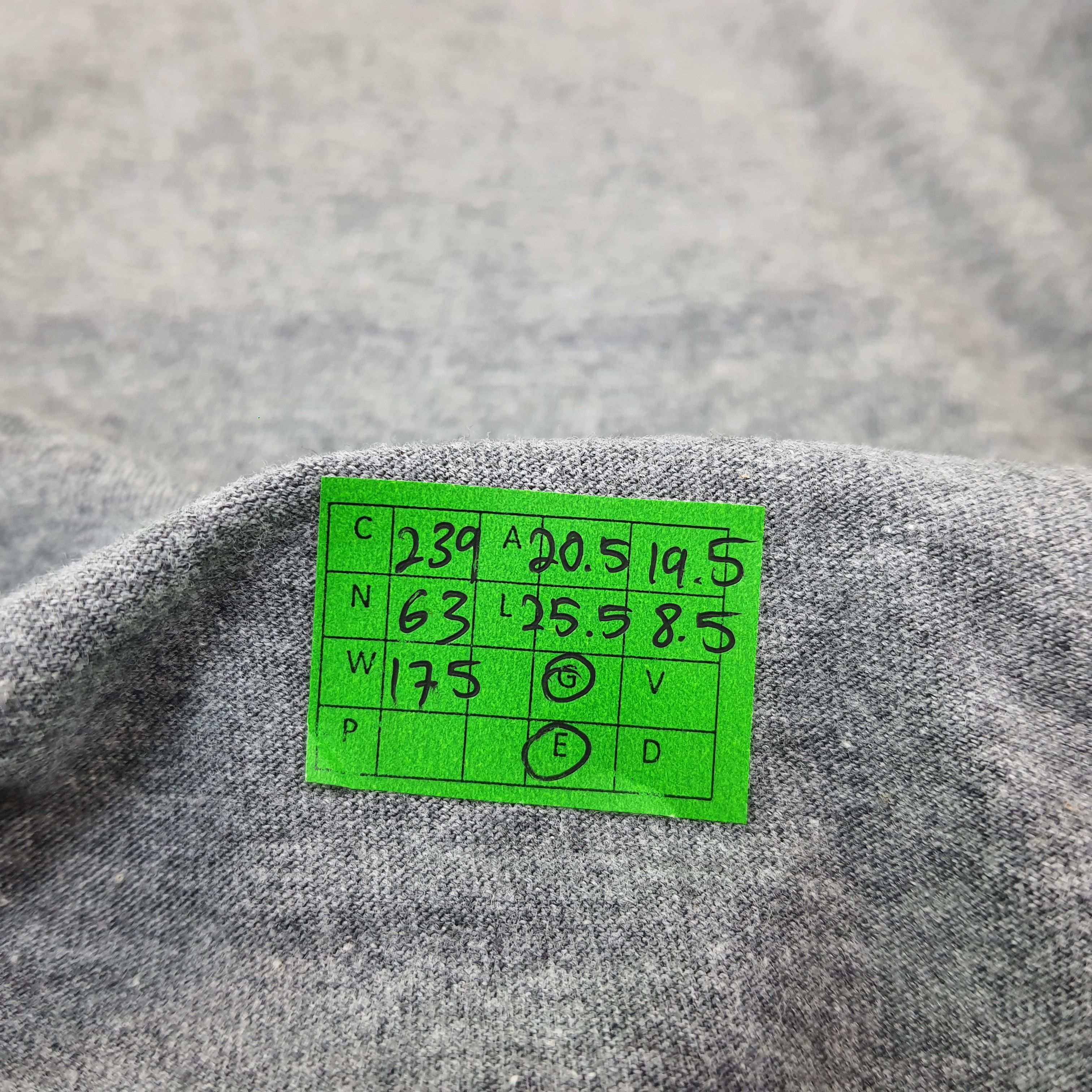 Comme des Garcons Vintage Comme Des Garcons Japan Designer Tshirt C239N63 Size US M / EU 48-50 / 2 - 7 Thumbnail