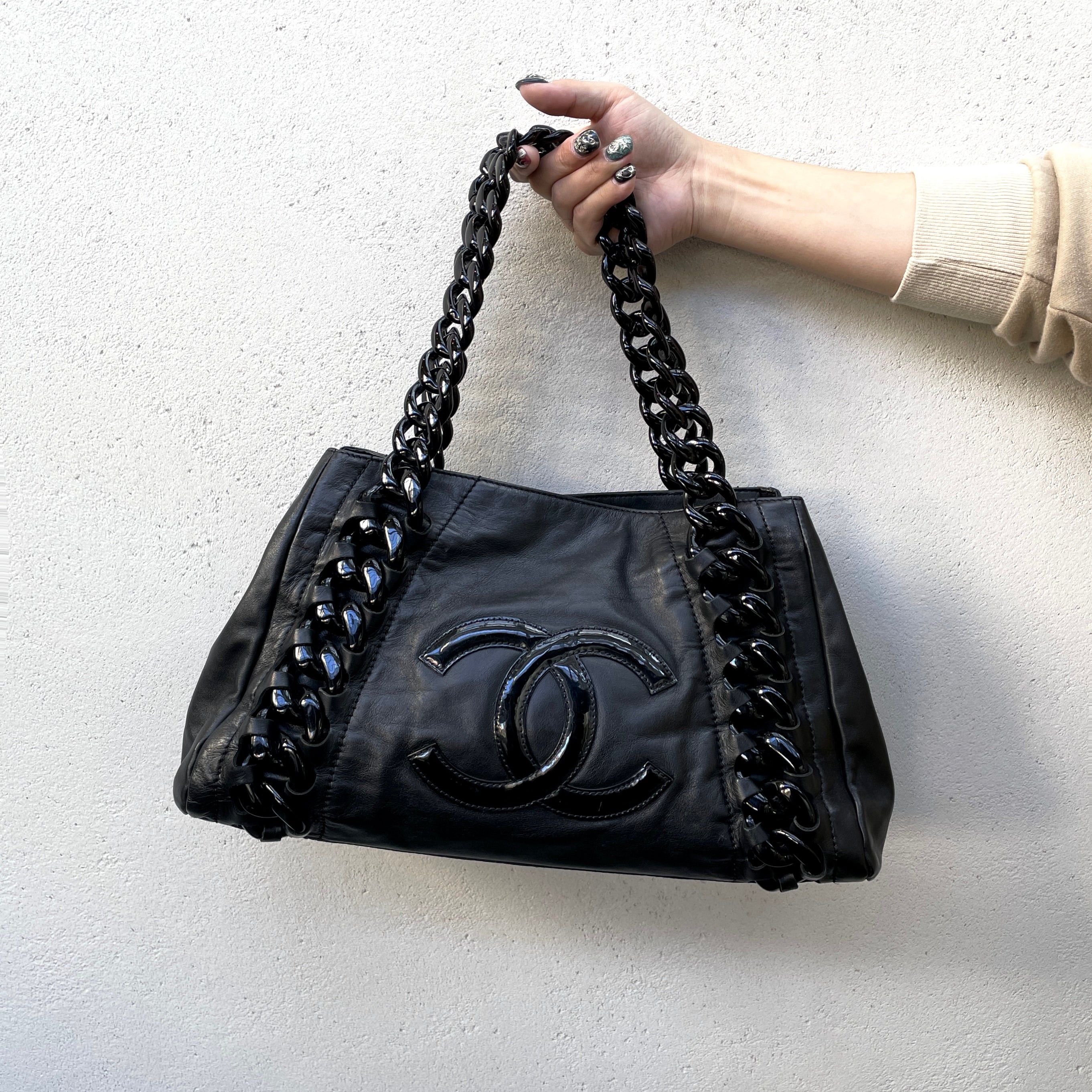 Chanel Chanel Jumbo Coco Mark Plastic Chain Shoulder Hobo Tote Bag Size ONE SIZE - 1 Thumbnail