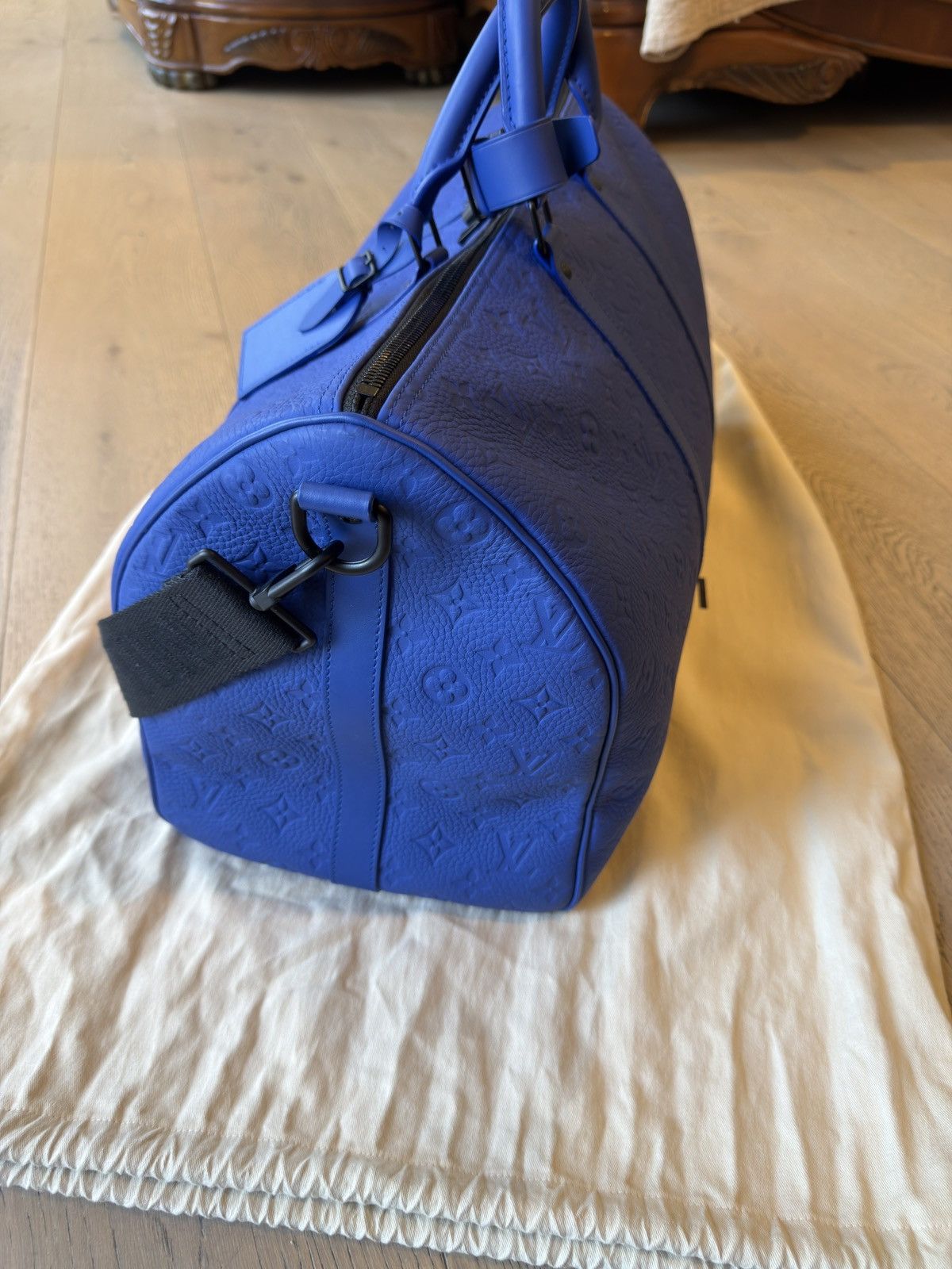 Louis Vuitton Louis Vuitton Keepall Bandouliere 50 Taurillon Monogram Blue Size ONE SIZE - 2 Thumbnail