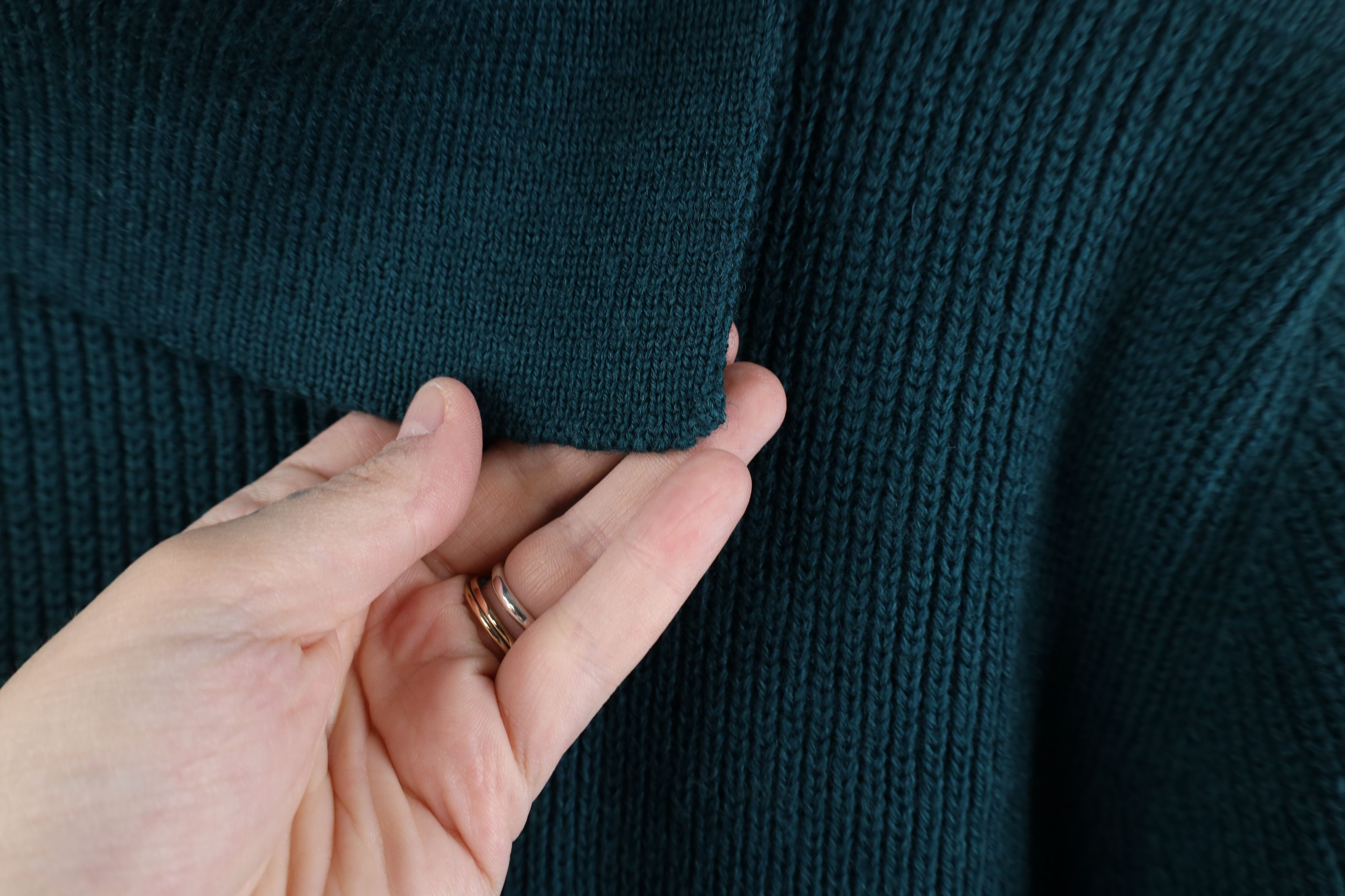 Vintage Vintage 80s 90s Mid Mod Wool Ribbed Knit Turtleneck Sweater Size M / US 6-8 / IT 42-44 - 5 Thumbnail