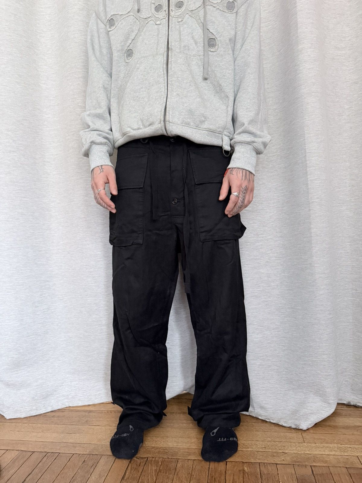 Takahiromiyashita The Soloist. AW17 TheSoloist Herringbone Cargo Pants Size US 34 / EU 50 - 1 Thumbnail