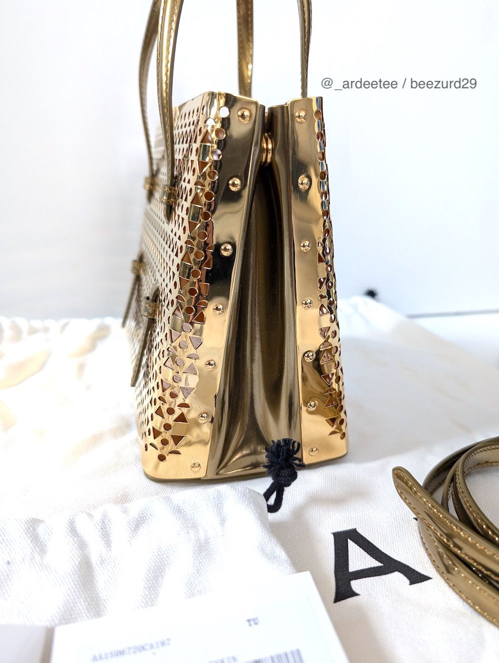 Alaia *NEW* SMALL MINA 20 METAL & LEATHER GOLD BAG Size ONE SIZE - 10 Thumbnail