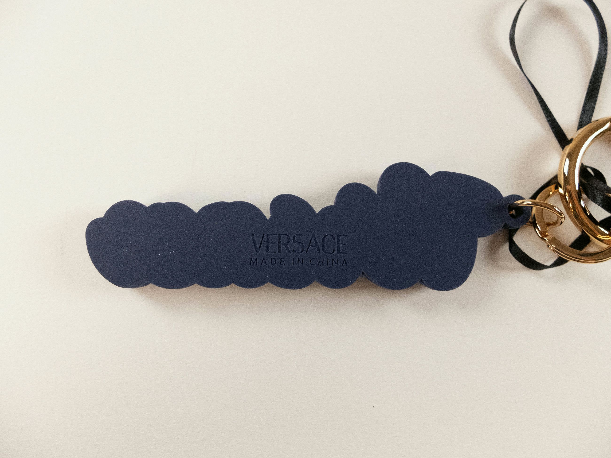 Versace VERSACE blue black logo pendant varsity silicone keyring Size ONE SIZE - 5 Thumbnail