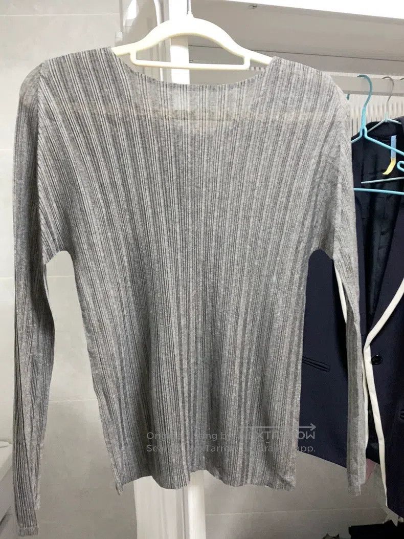 Issey Miyake Issey Miyake Gray Ribbed Top Size L / US 10 / IT 46 - 4 Thumbnail