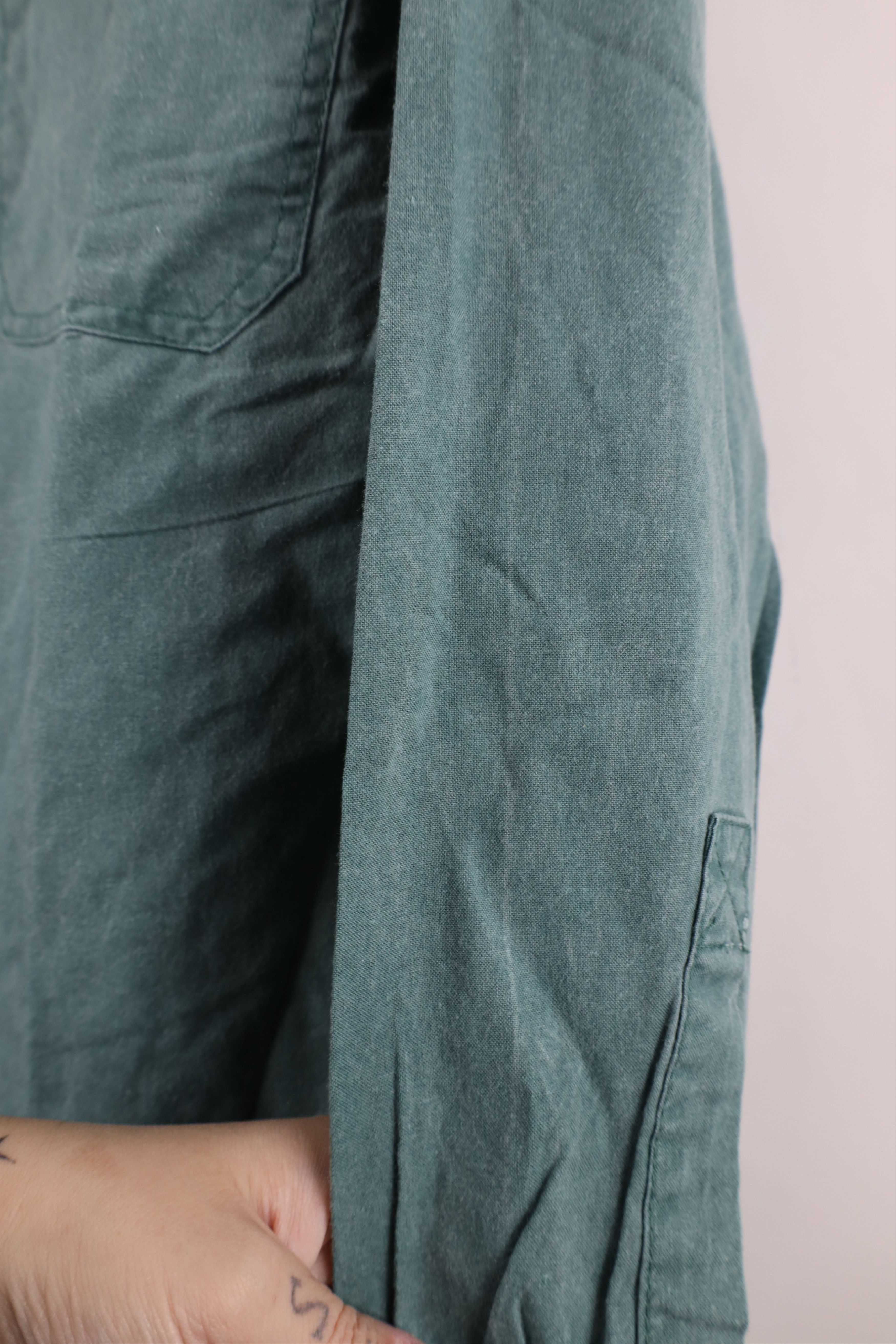 Vintage Vintage 90s Streetwear Stonewash Collared Button Shirt Size US S / EU 44-46 / 1 - 5 Thumbnail