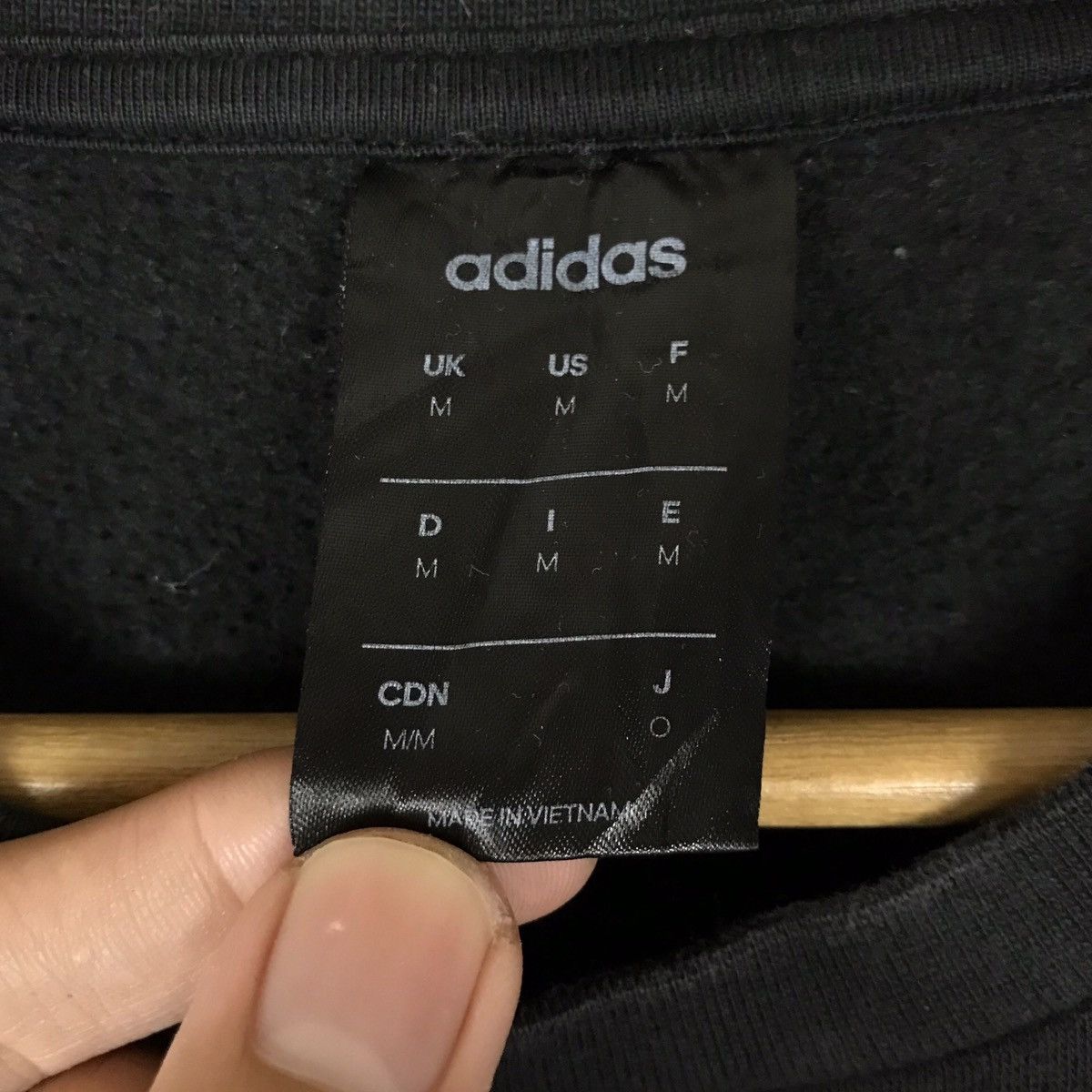 Adidas Adidas Spell Out Pullover Jumper Sweatshirt Size US M / EU 48-50 / 2 - 5 Thumbnail