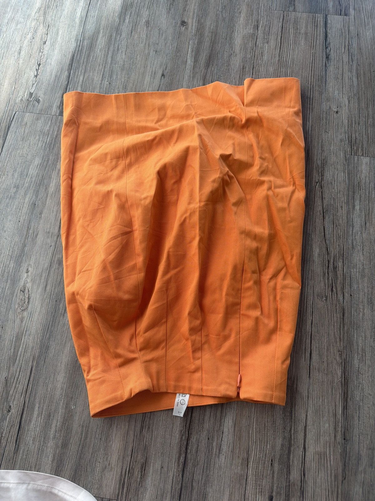 Celine Celine vintage midi skirt orange Size 27" / US 4 / IT 40 - 4 Thumbnail