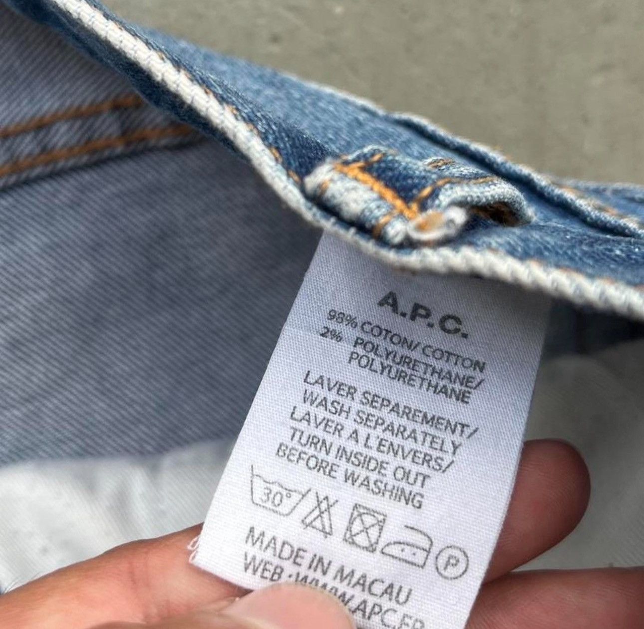 A.P.C. A.P.C. Petit New Standard - Size 30 Size US 30 / EU 46 - 4 Thumbnail