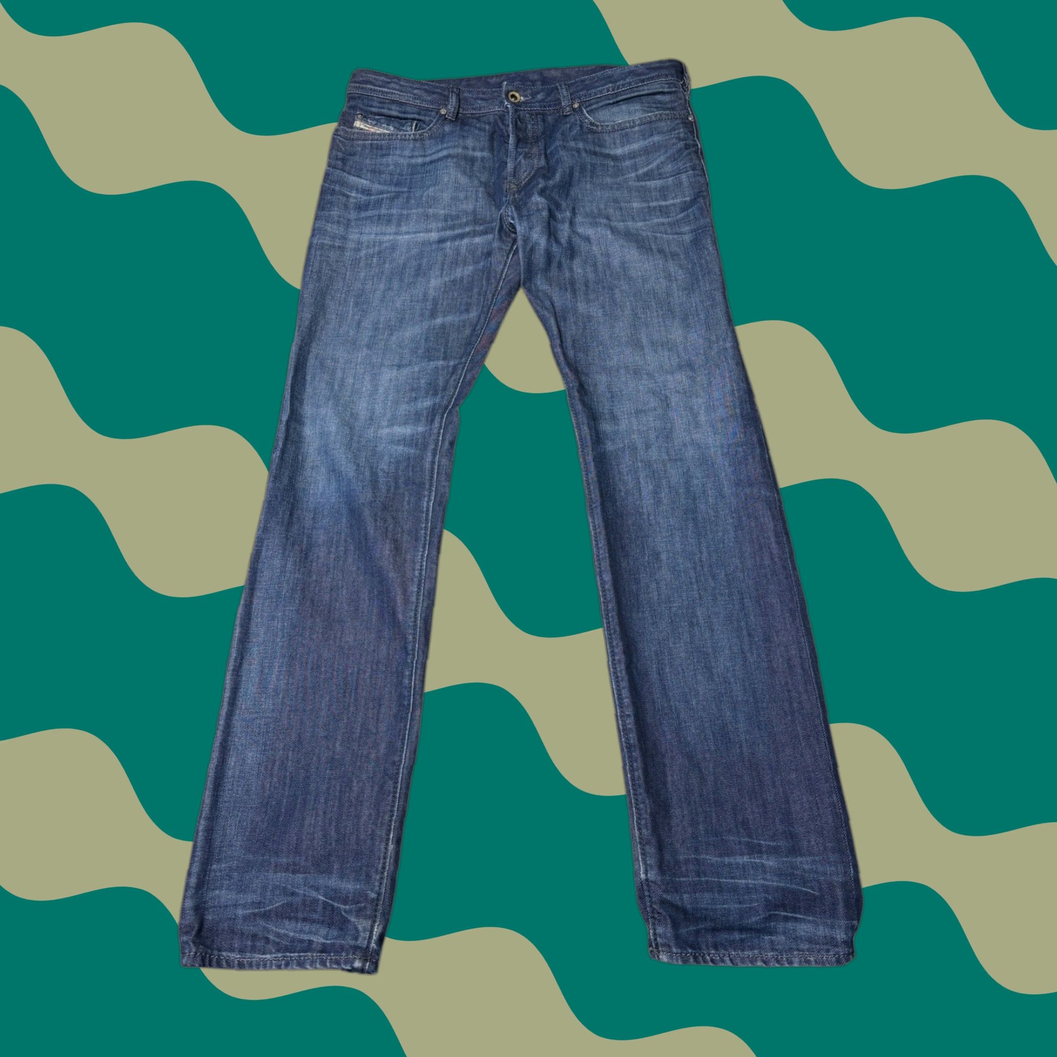 Diesel DIESEL Buster Jeans Mens 36x32 Regular Slim Tapered Dark Wash Denim Size US 36 / EU 52 - 1 Thumbnail