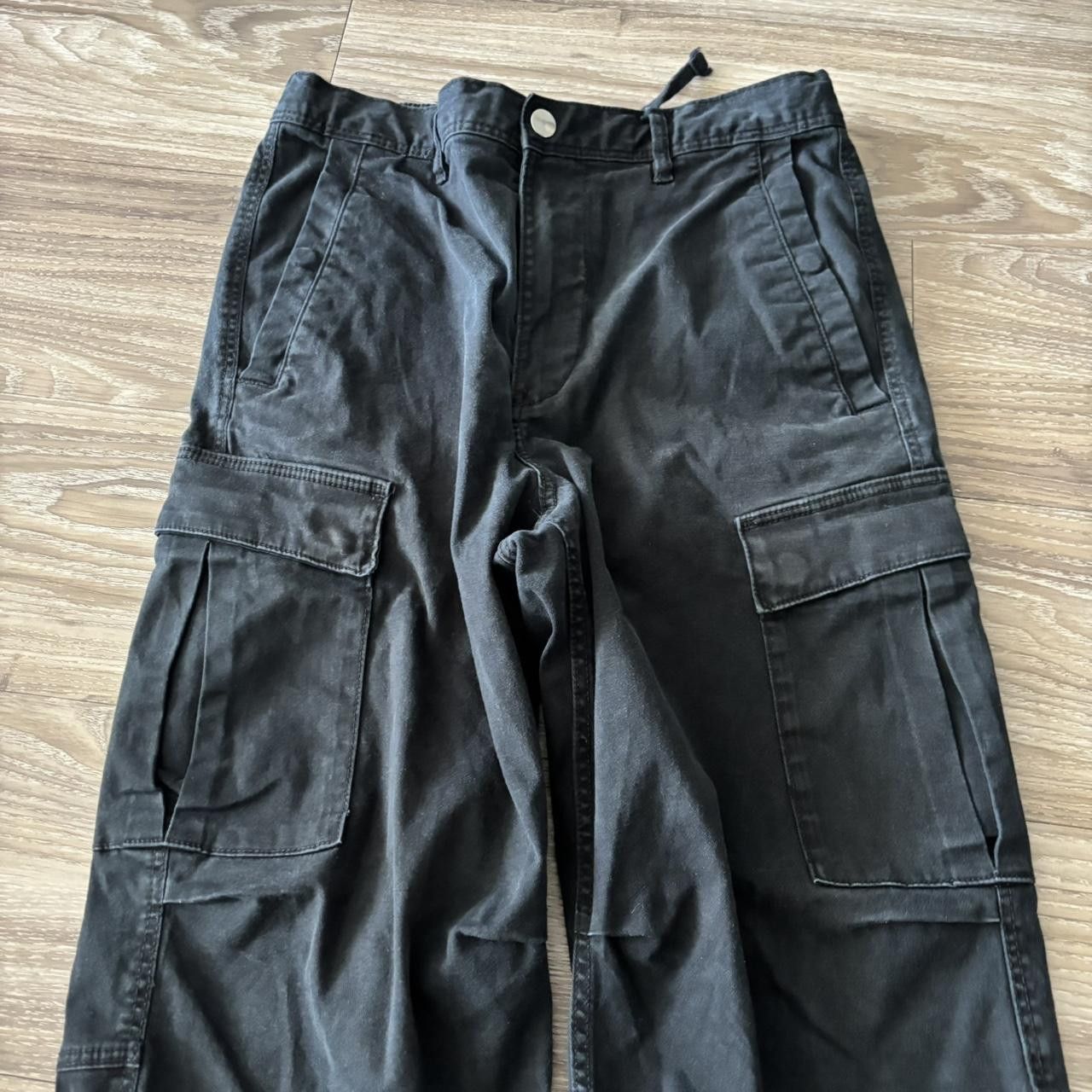 Vintage Crazy Vintage Y2K/2000s Black Streetwear Essential Cargo Pants! 30x28 Size US 30 / EU 46 - 5 Thumbnail
