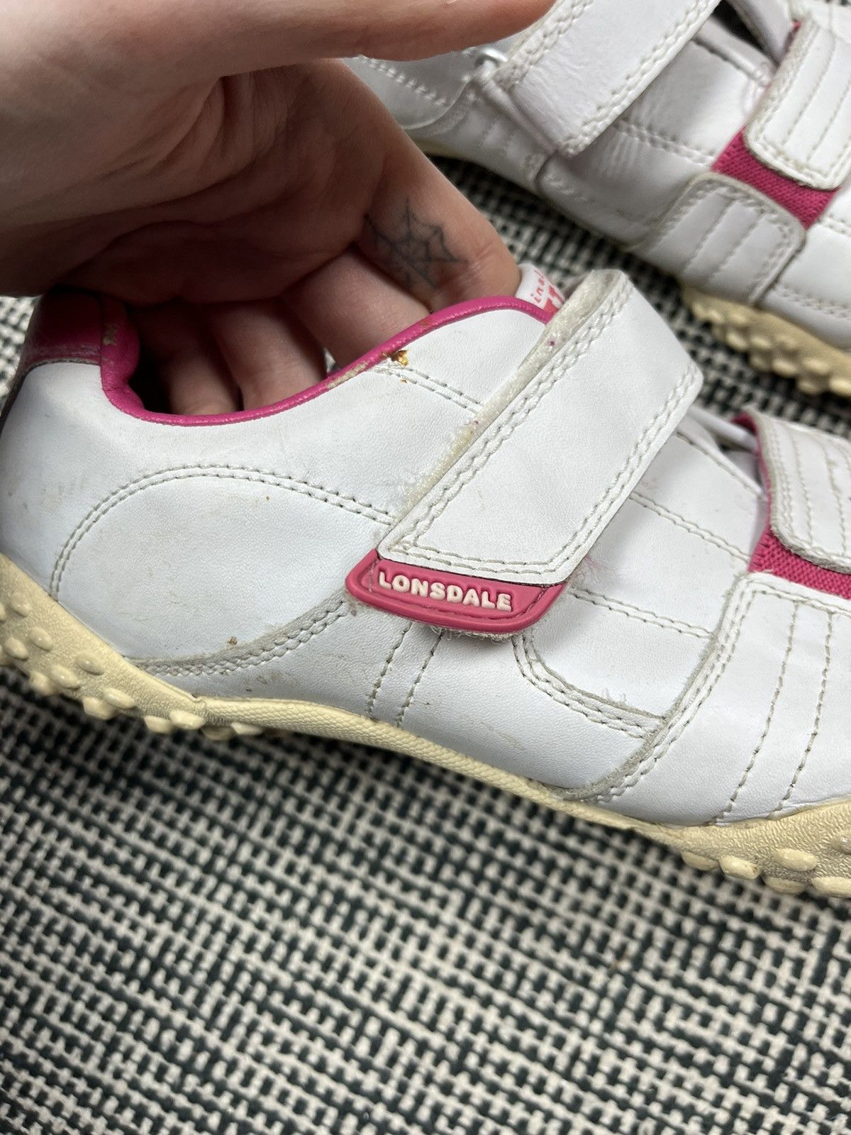 Other Vintage y2k lonsdale Velcro strap like puma mostro sneakers Size US 8.5 / EU 41-42 - 5 Thumbnail