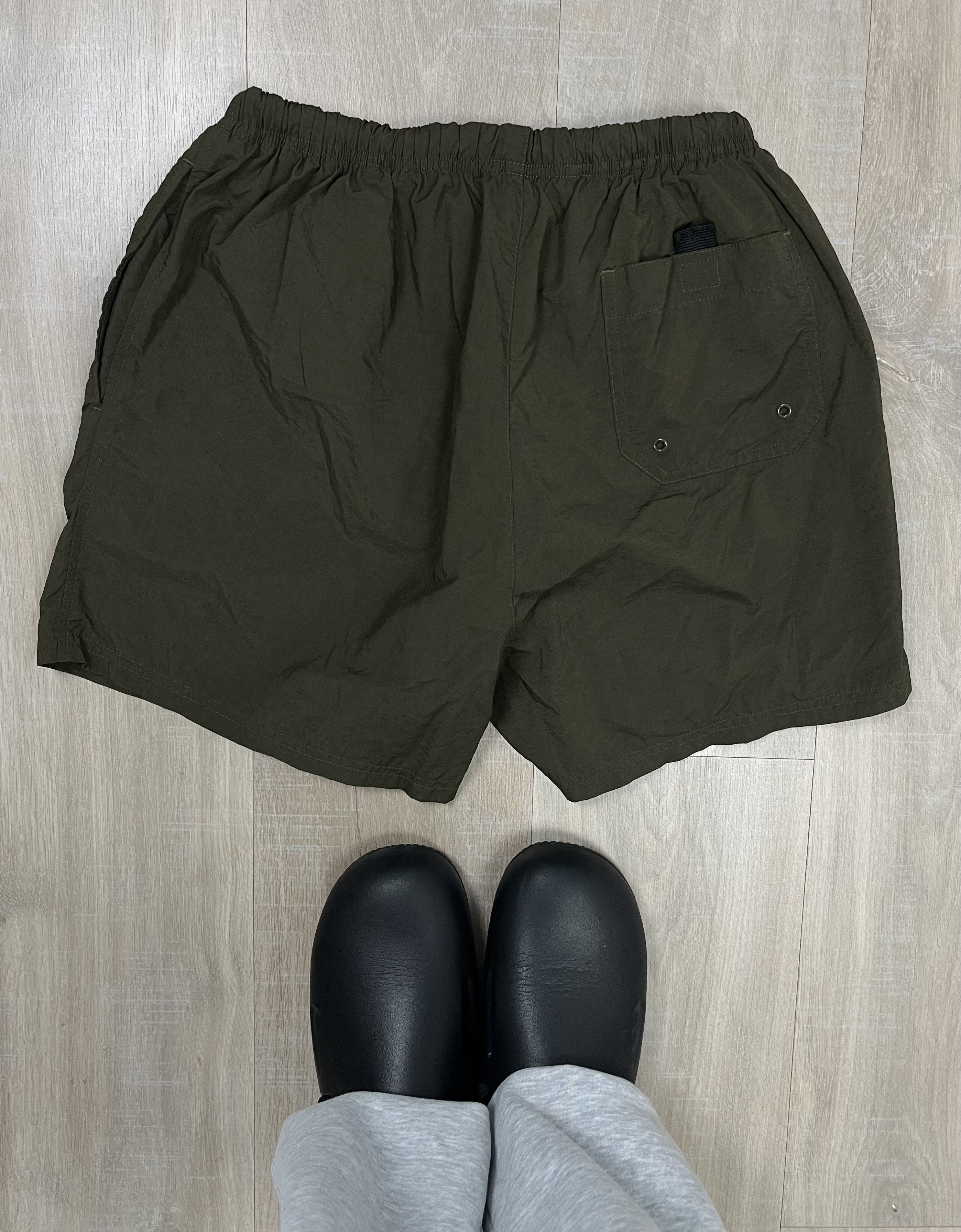 Nike Vintage Nike Nylon Shorts Size US 32 / EU 48 - 6 Thumbnail