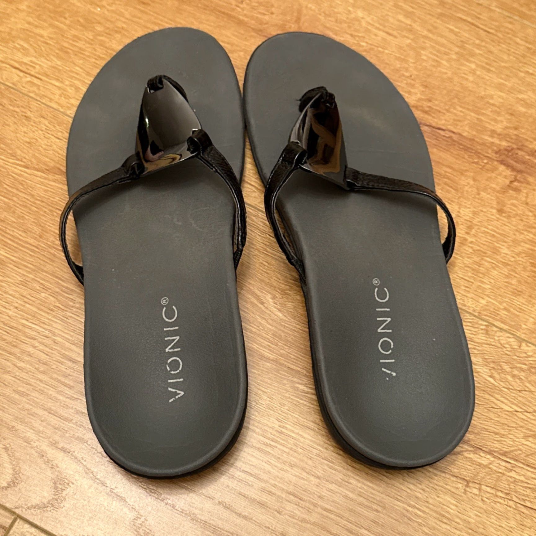 Vionic Vionic Raysa Sandals Thong Metal Toe Post Silver Black Womens 7 Flat Leather Slip On Size US 7 / IT 37 - 3 Thumbnail