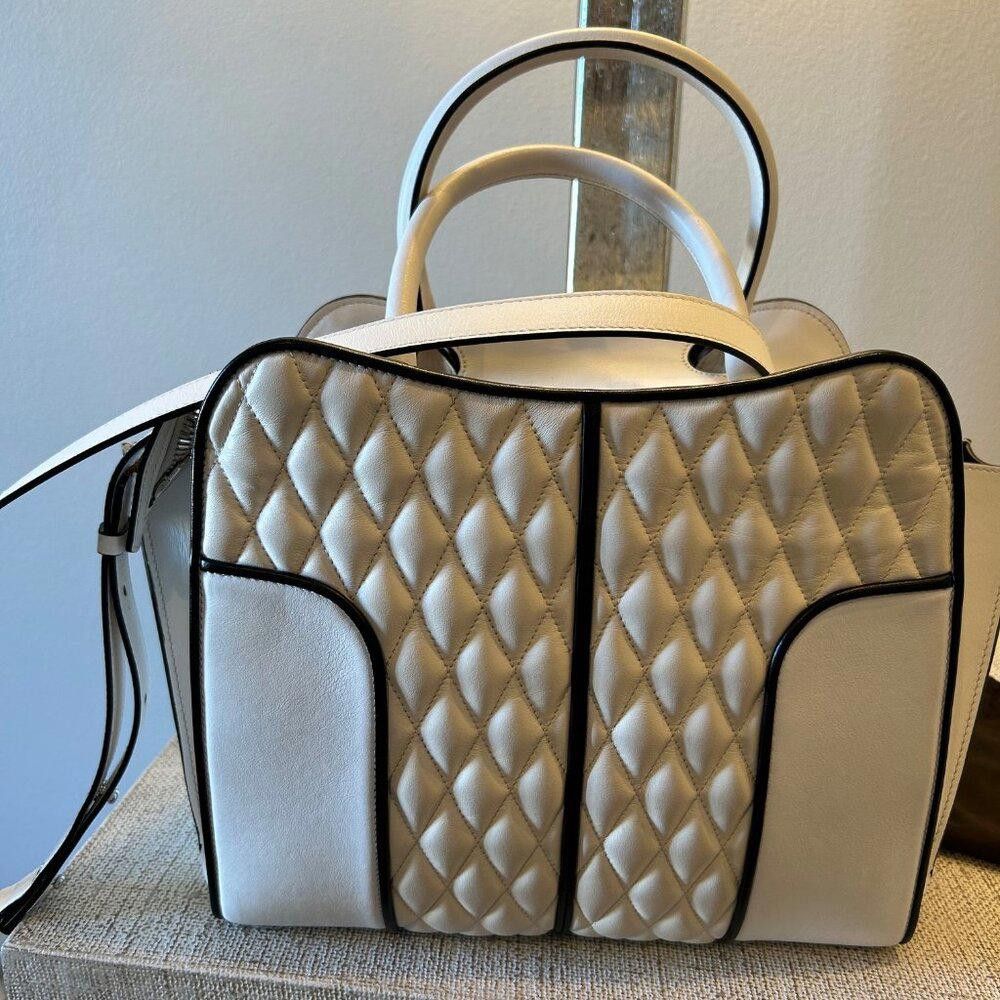 Tod's TOD's Quilted Stitch Sella Bag in Cream/White/black Trim Size ONE SIZE - 3 Thumbnail