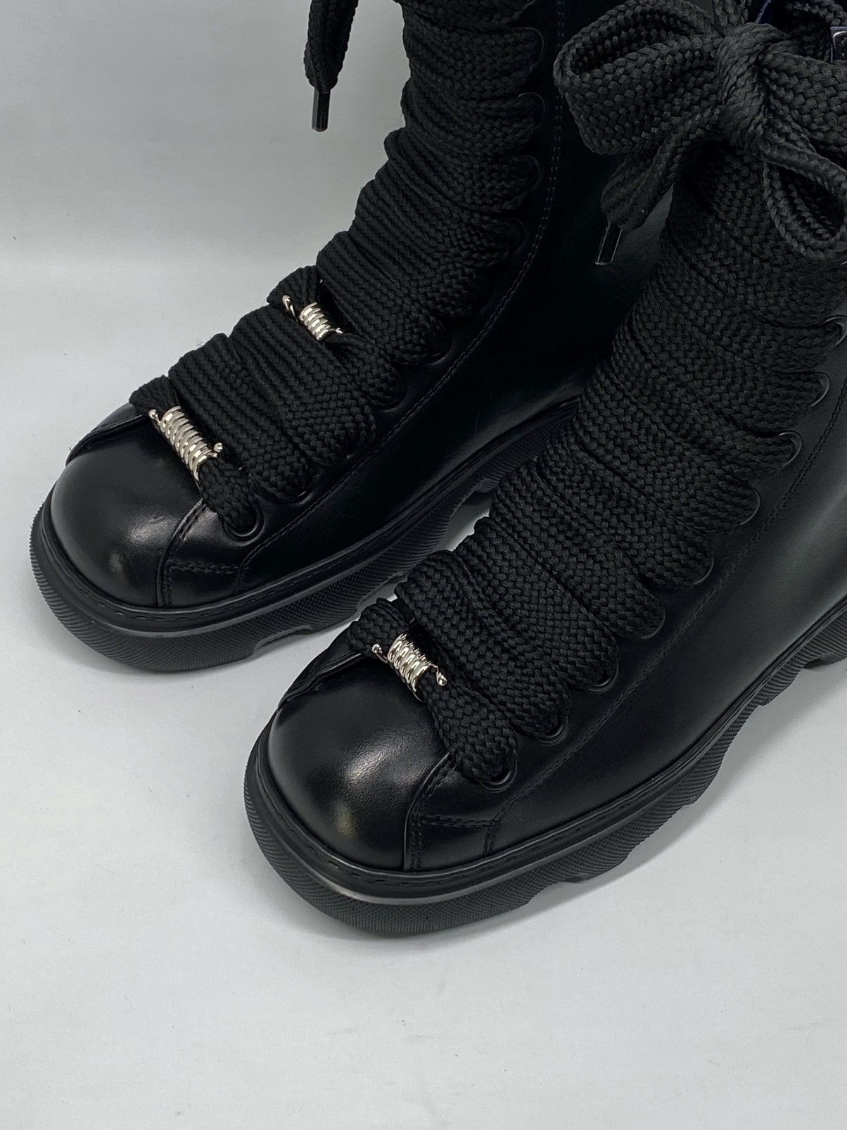 Burberry Burberry Ranger High Leather Boots size 37.5 Size US 7.5 / IT 37.5 - 5 Thumbnail