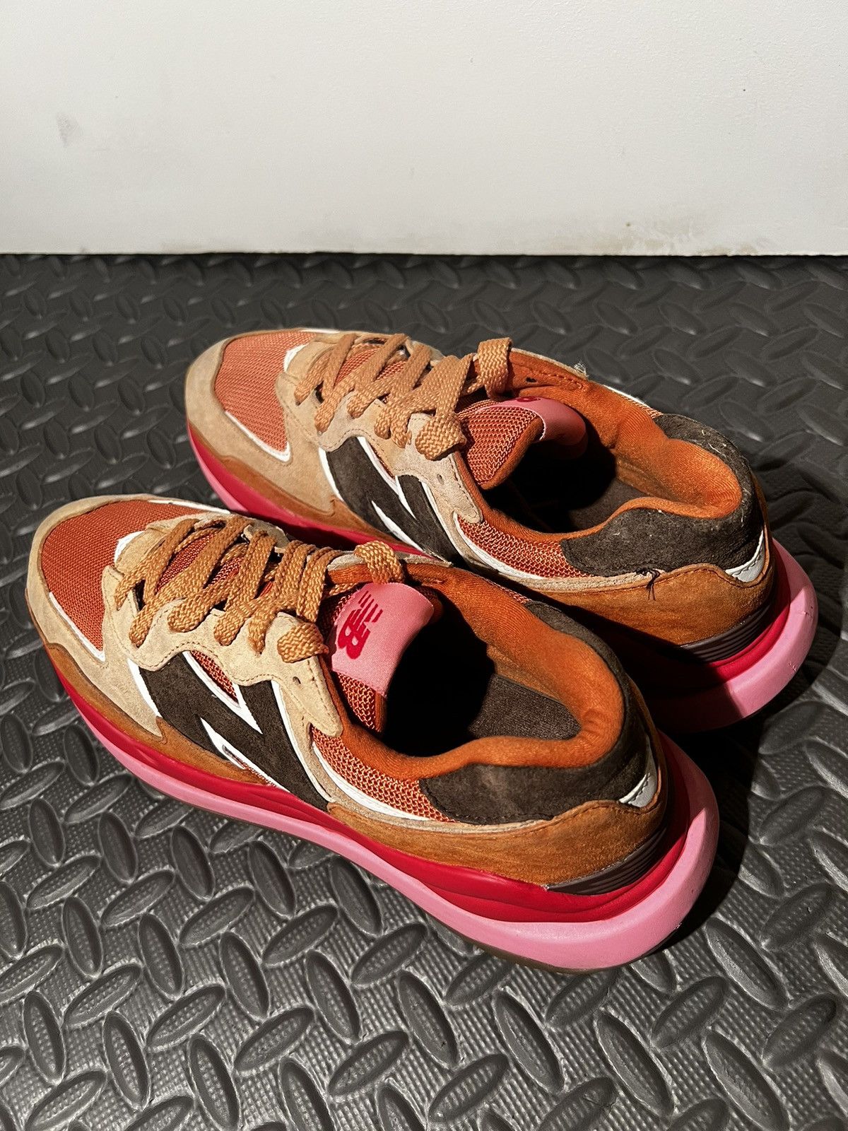 New Balance CLEAN New Balance 57/40 Brown Pink size 9.5 Womens shoes Size US 9.5 / IT 39.5 - 6 Thumbnail