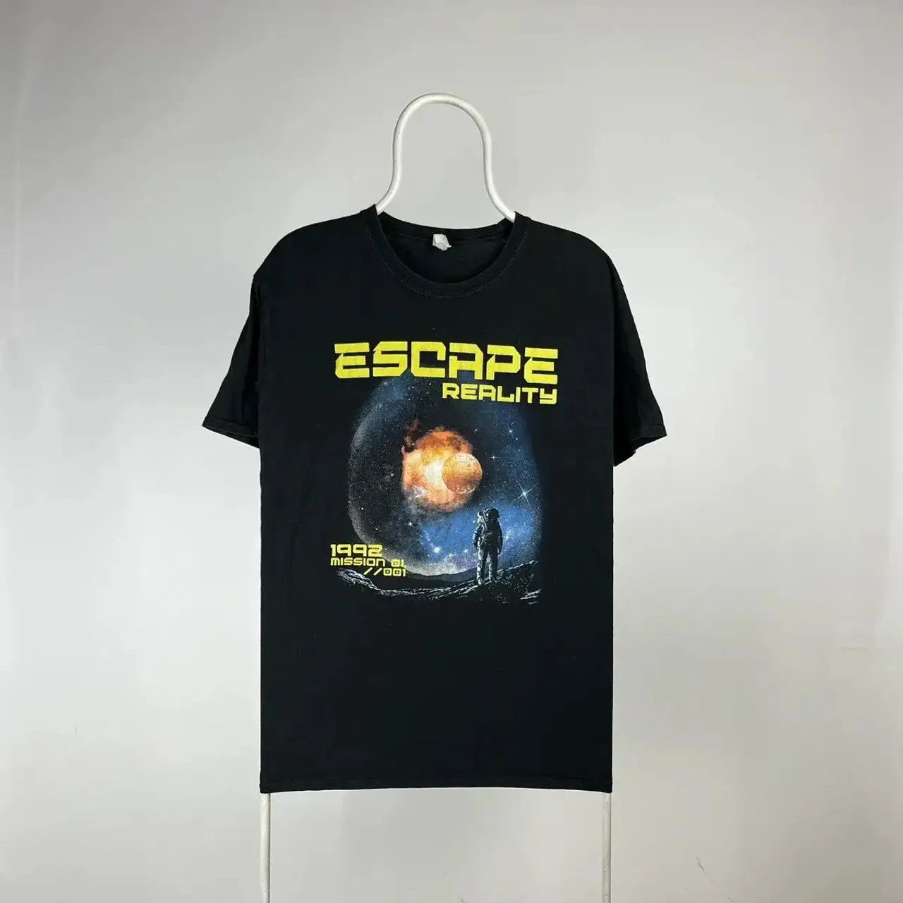 Band Tees Escape reality T-shirt vintage 1992 mission size XLarge Size US XL / EU 56 / 4 - 1 Thumbnail