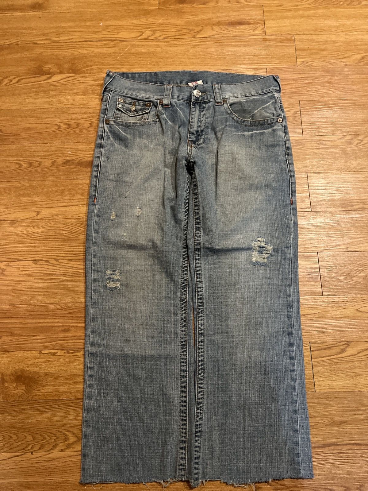 True Religion vintage y2k thrashed and faded true religion jeans Size US 36 / EU 52 - 2 Thumbnail