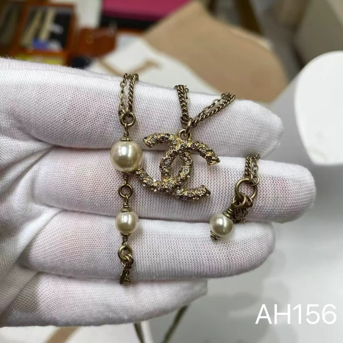 Chanel Chanel Classic CC Necklace Sparkly Side Pearls 58cm AH156 Size ONE SIZE - 6 Thumbnail
