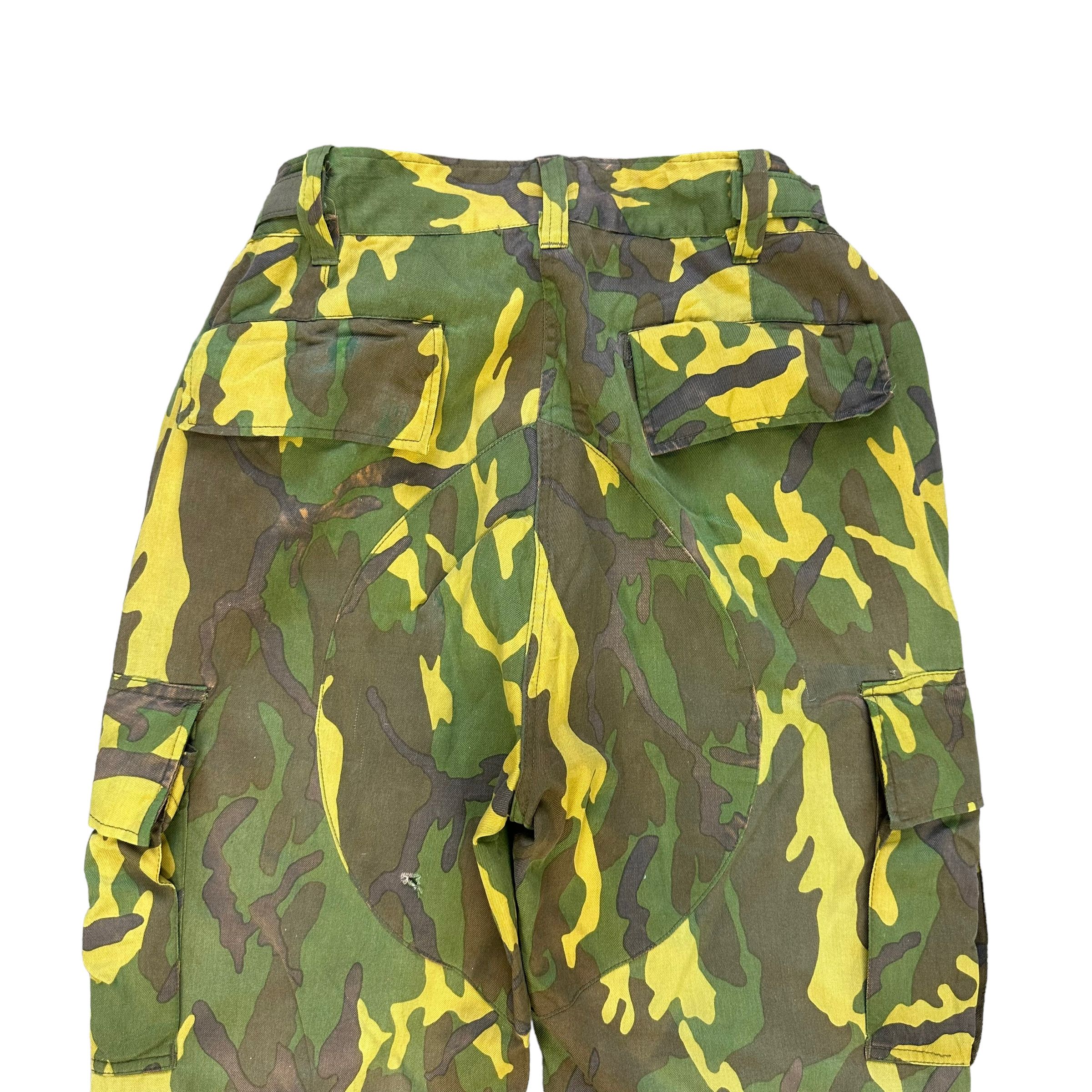 Vintage VINTAGE CAMO CARGO PANTS JUMPER #8513-012 Size US 32 / EU 48 - 8 Thumbnail