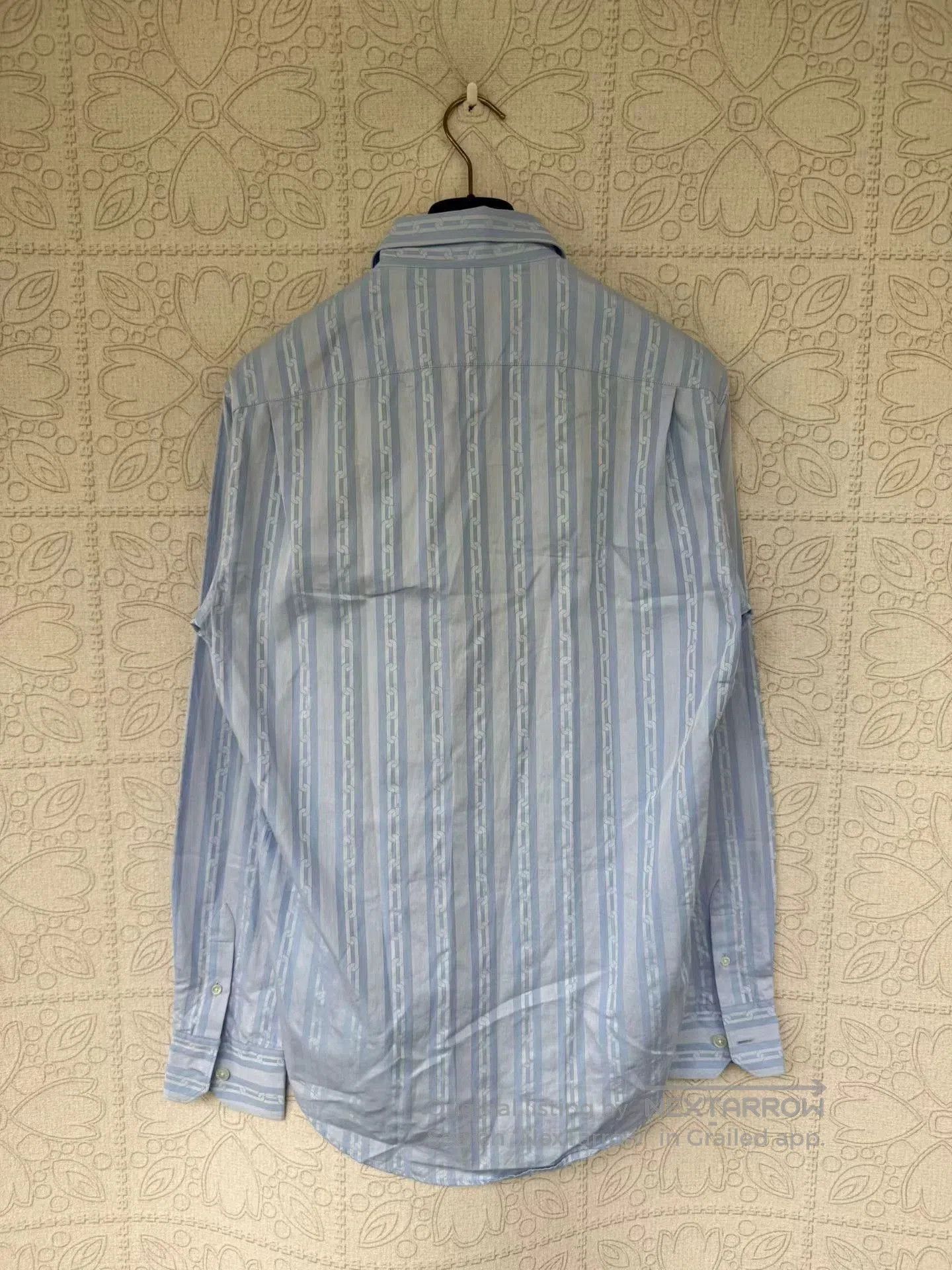 louis vuitton chain print shirt size s.
